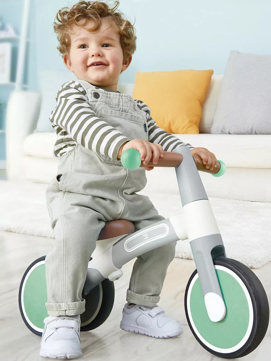Трехколесный беговел Hape - фото 3