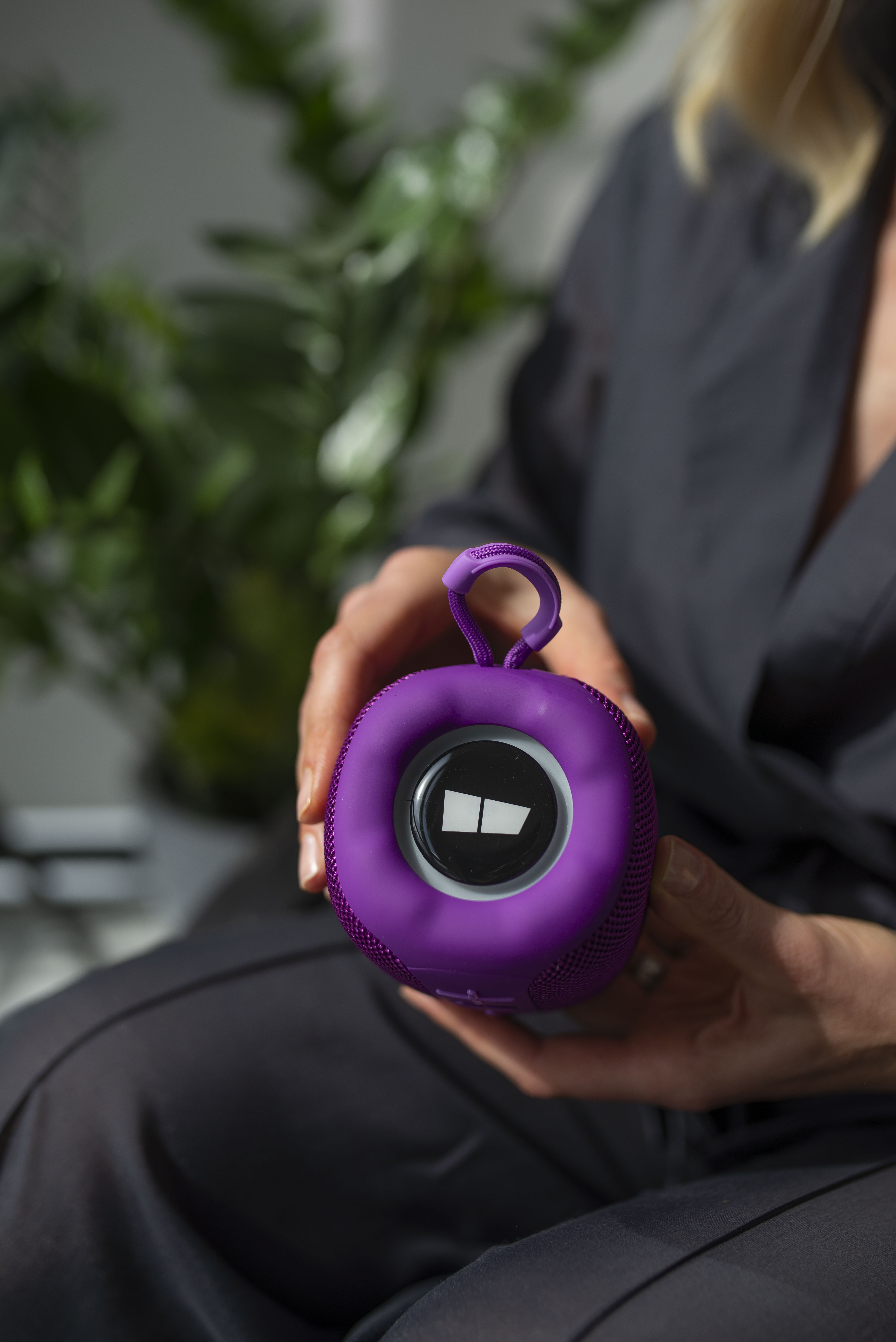 Bluetooth колонка More Choice BS33 Purple - фото 9