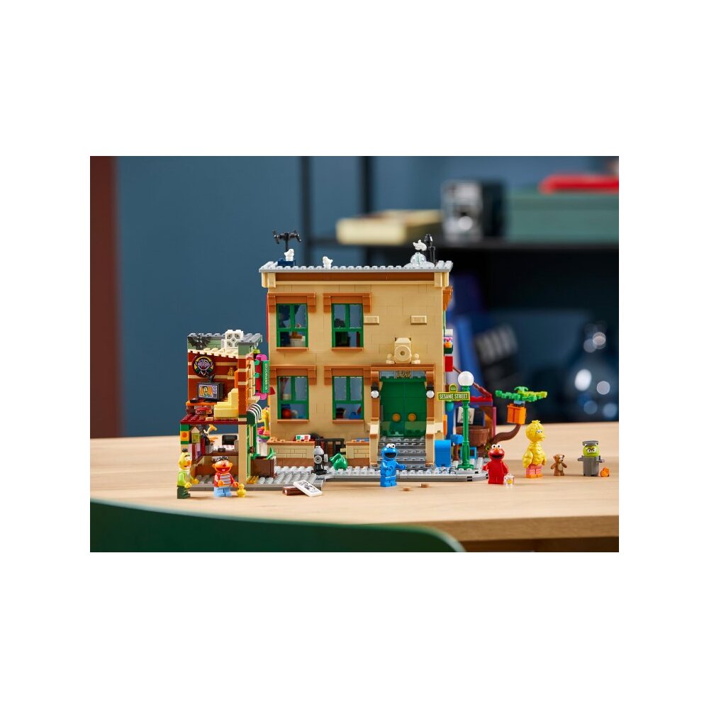 Конструктор LEGO 3955 дет. - фото 4