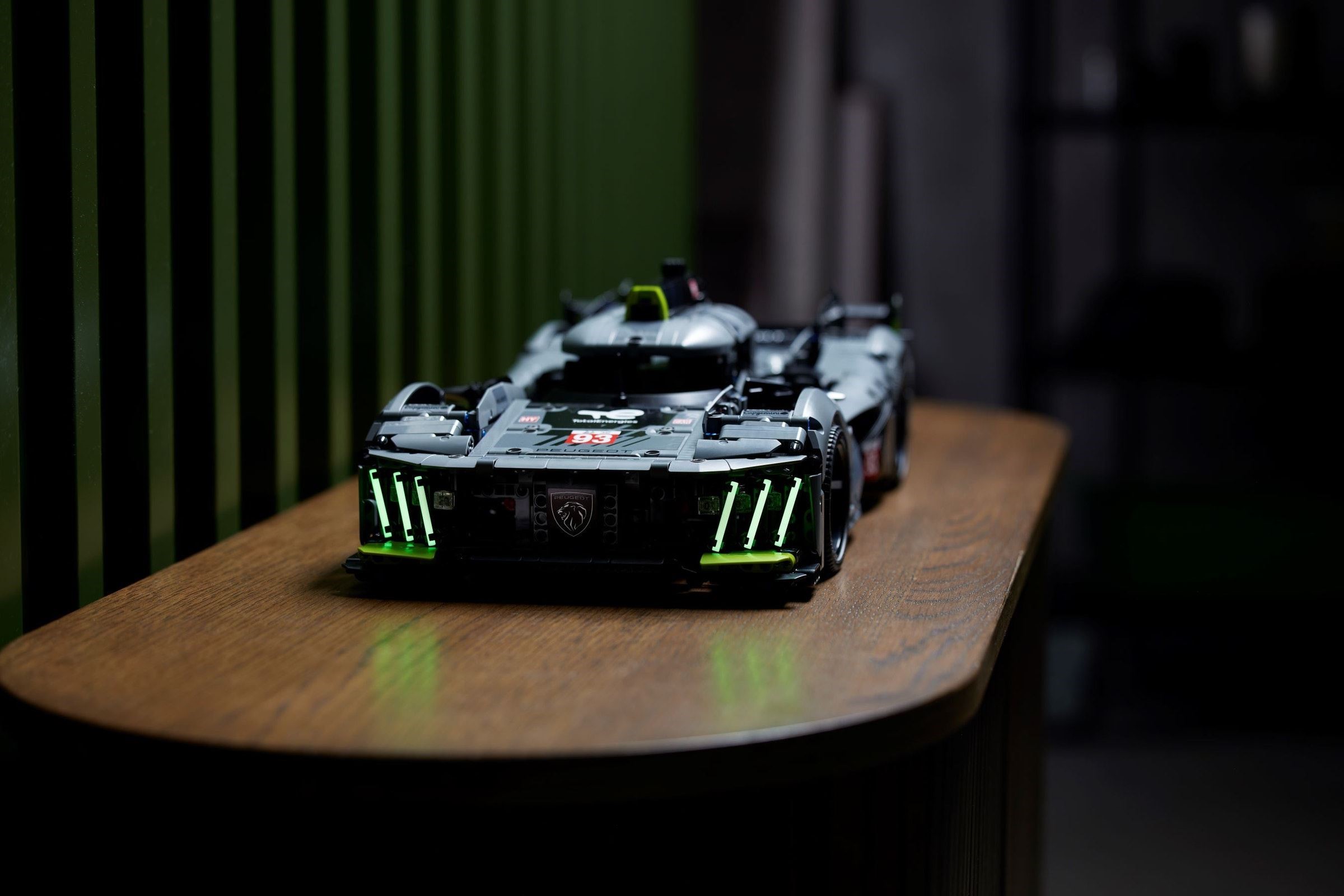 Конструктор LEGO Technic 42156 1775 дет. - фото 8