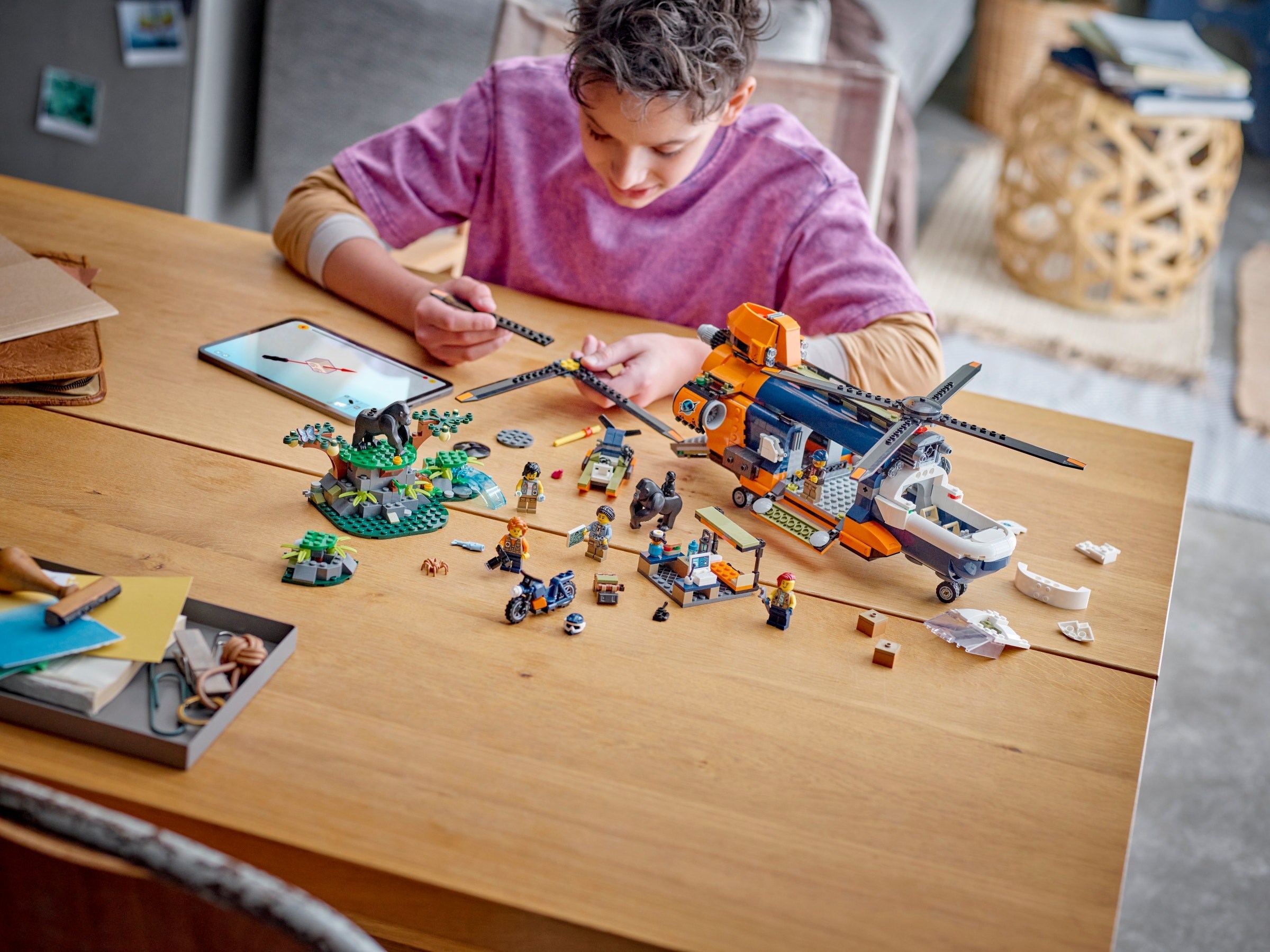 Конструктор LEGO City 60437 881 дет. - фото 10