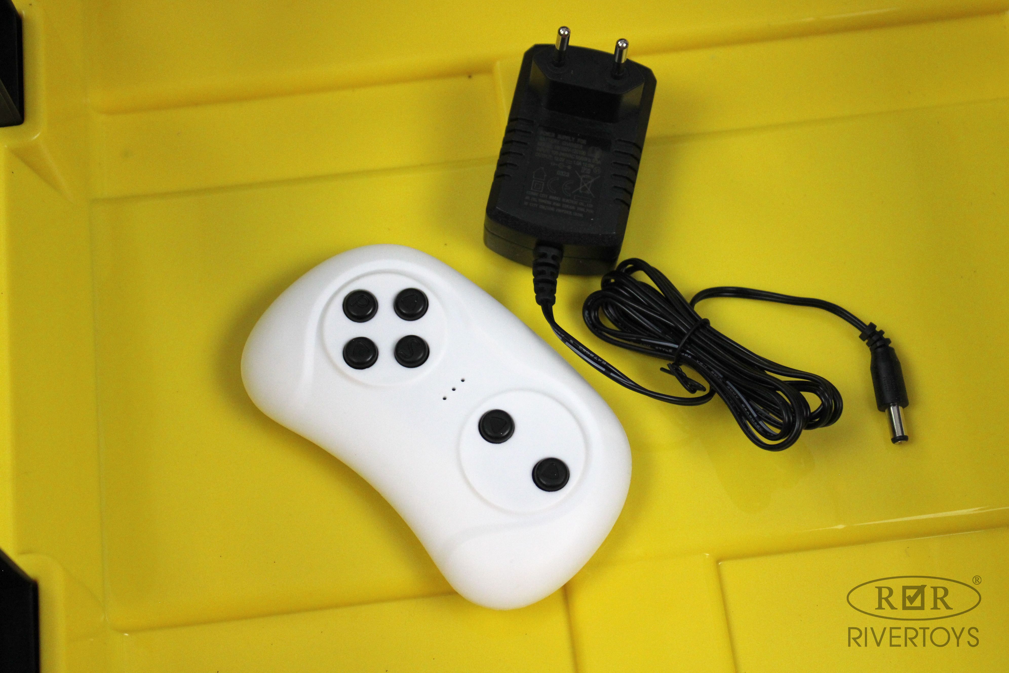 Электромобиль RIVERTOYS O555OO-YELLOW С пультом ДУ - фото 4