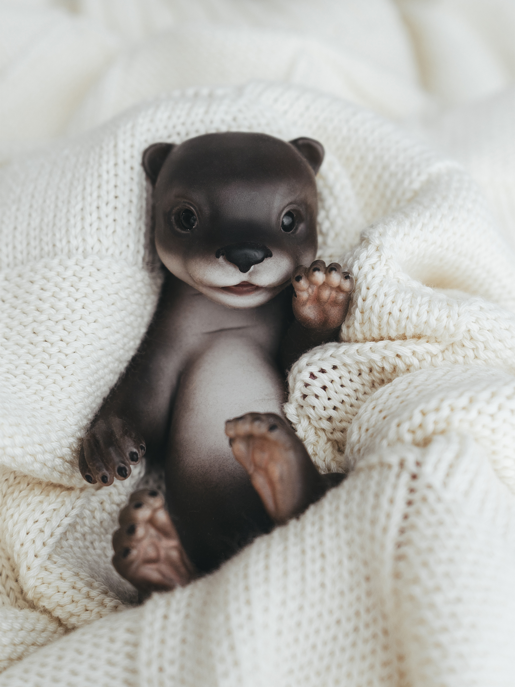 Кукла мини Magic Manufactory "Magic Pets", выдра высота 15 см 4631175965922 - фото 1