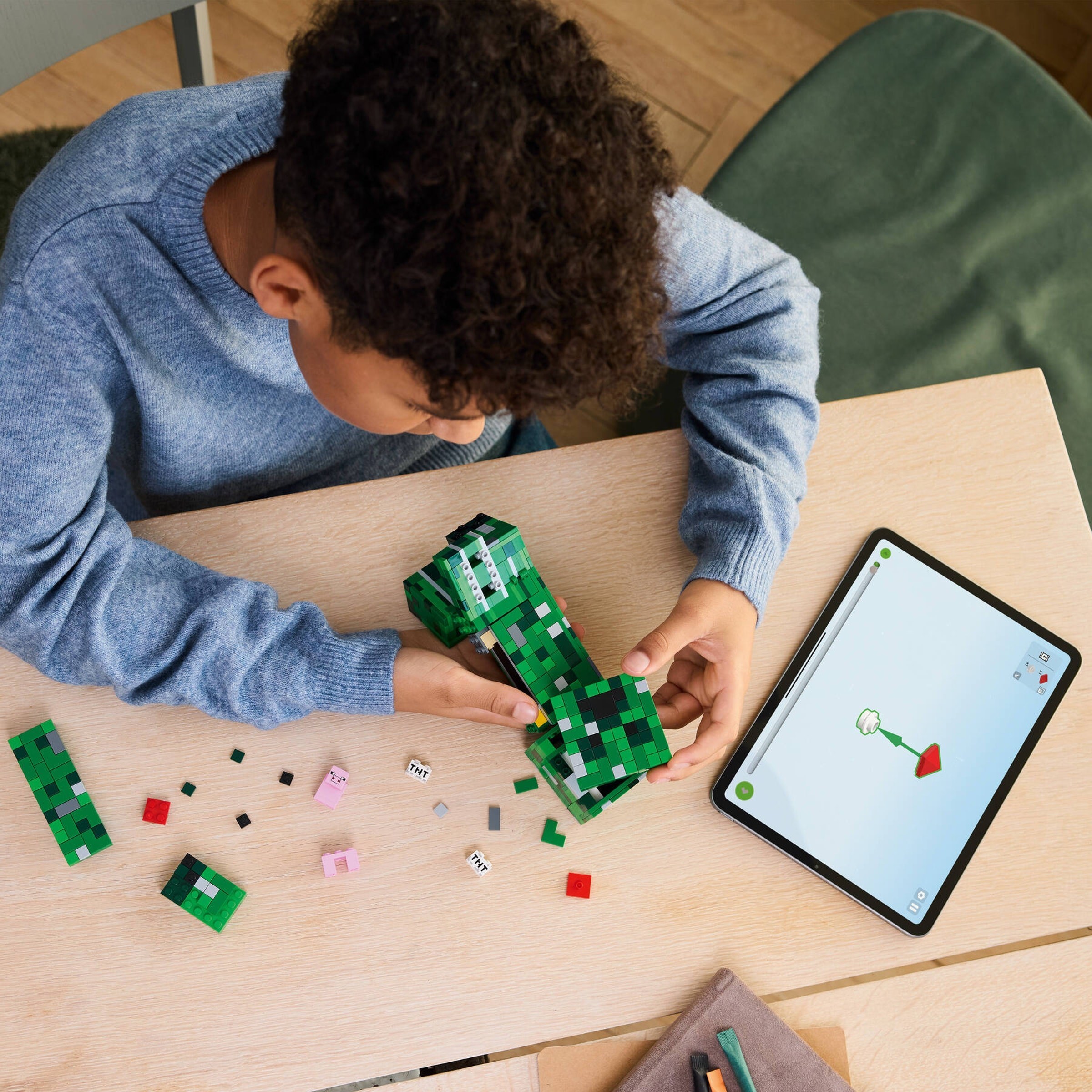 Конструктор LEGO Minecraft 21276 665 дет. - фото 3