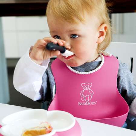 Нагрудник BabyBjorn пластик