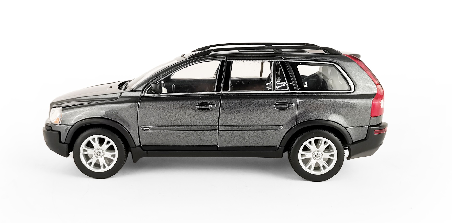 Автомобиль Welly Volvo XC90 1:24 22460W - фото 2