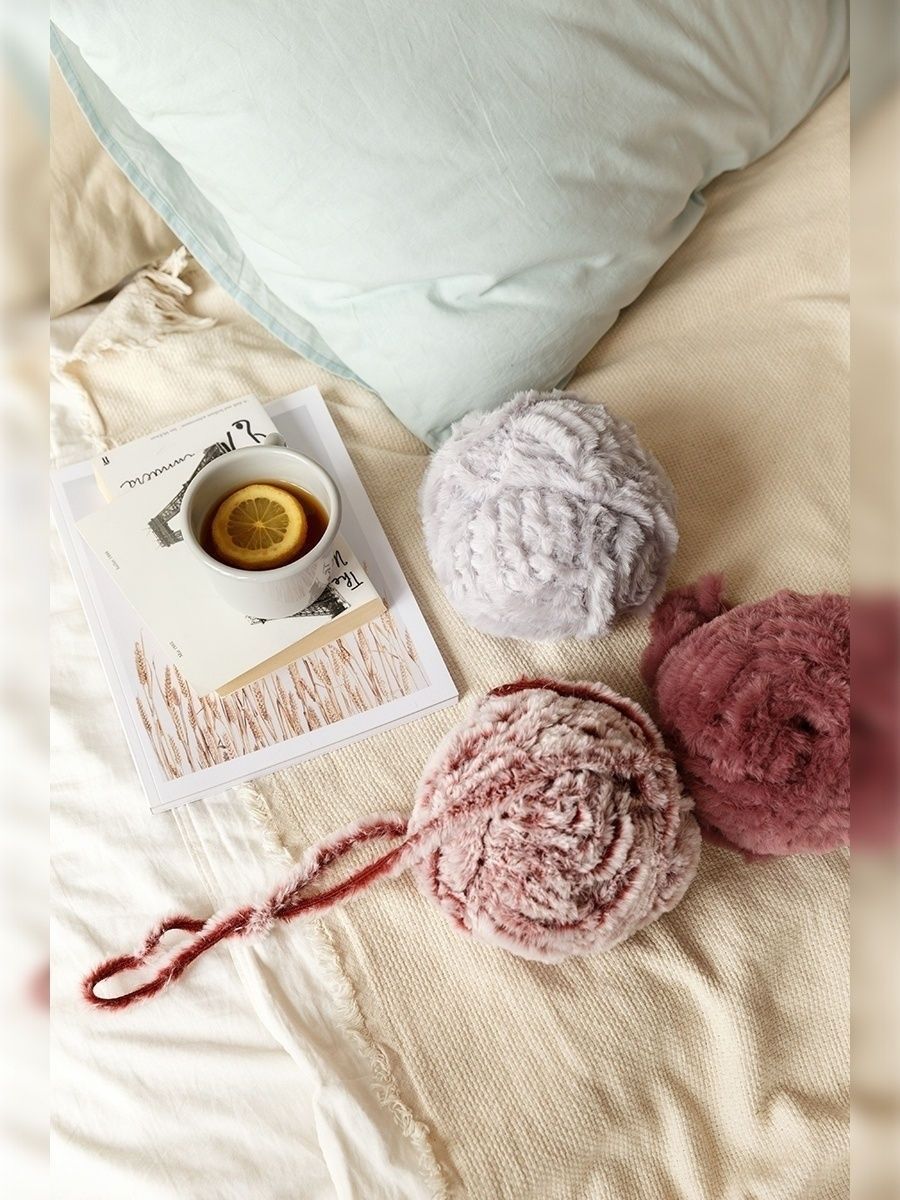 Пряжа Astra Premium Артемида с густым пушистым ворсом 100 г 60 м 17 белый/серый 3 мотка - фото 11