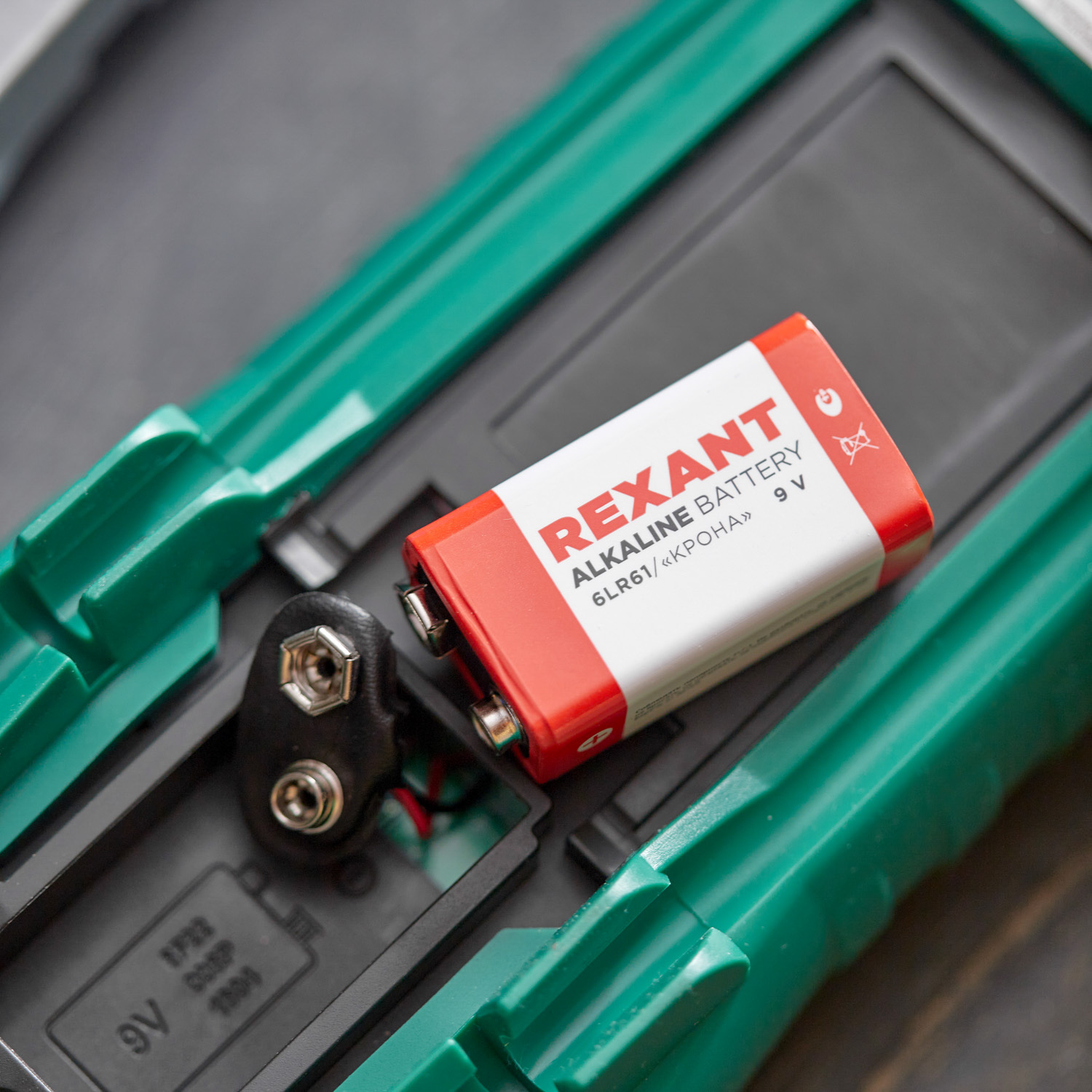 Алкалиновая батарейка REXANT тип Крона 6LR61 - фото 2
