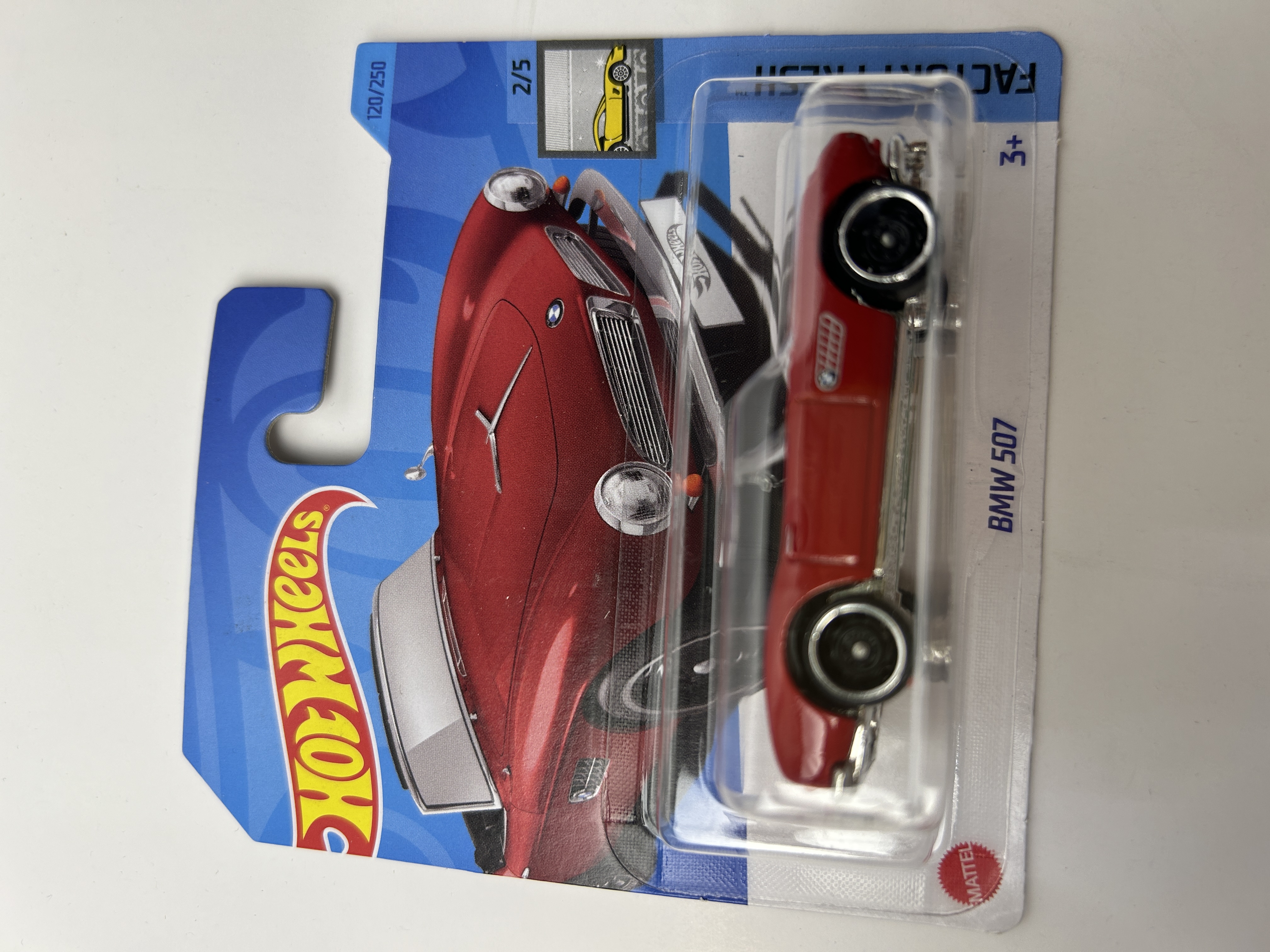 Автомобиль Hot Wheels BMW 507 1:64 60698 - фото 1