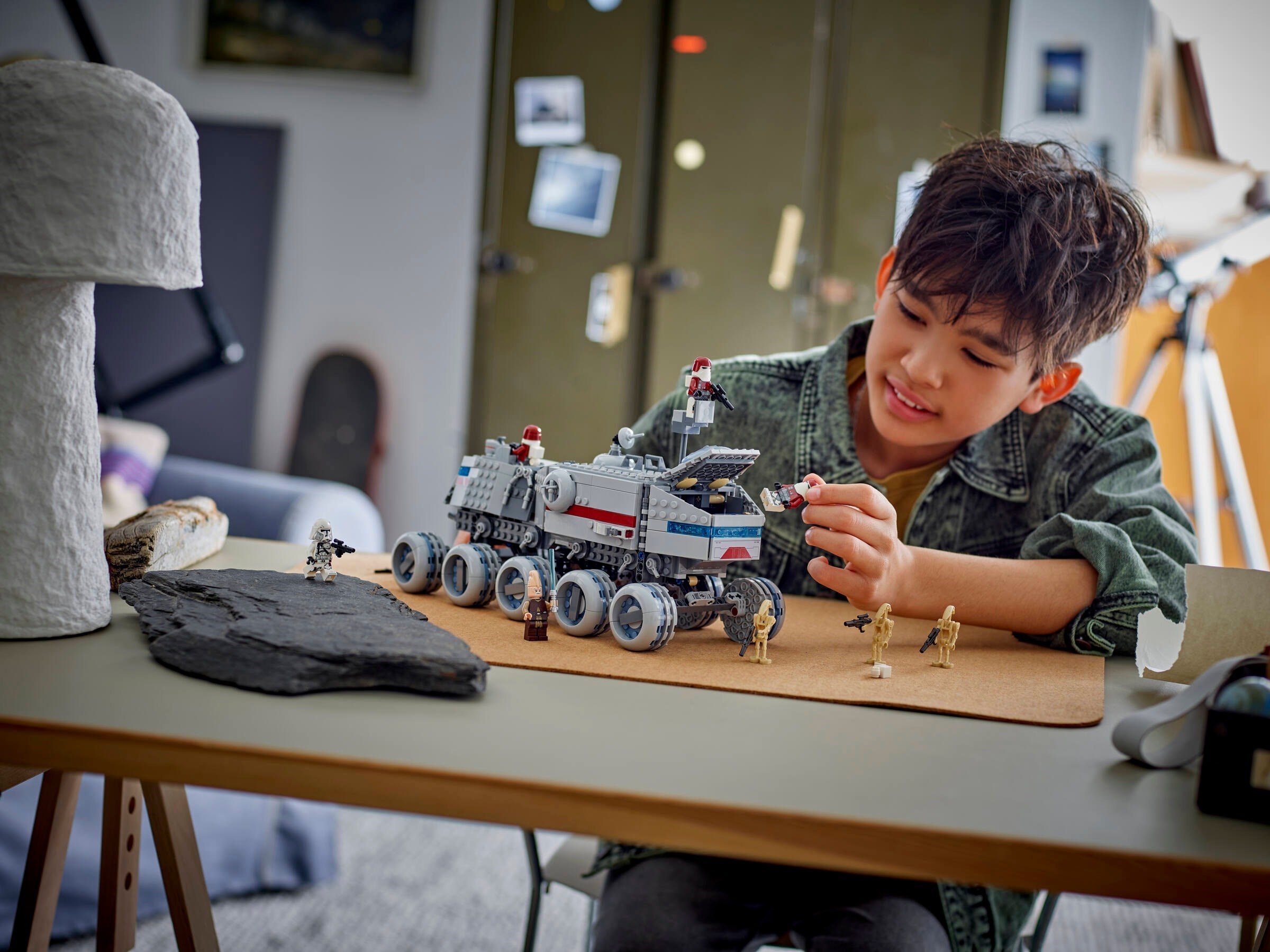 Конструктор LEGO Star Wars 75413 813 дет. - фото 7