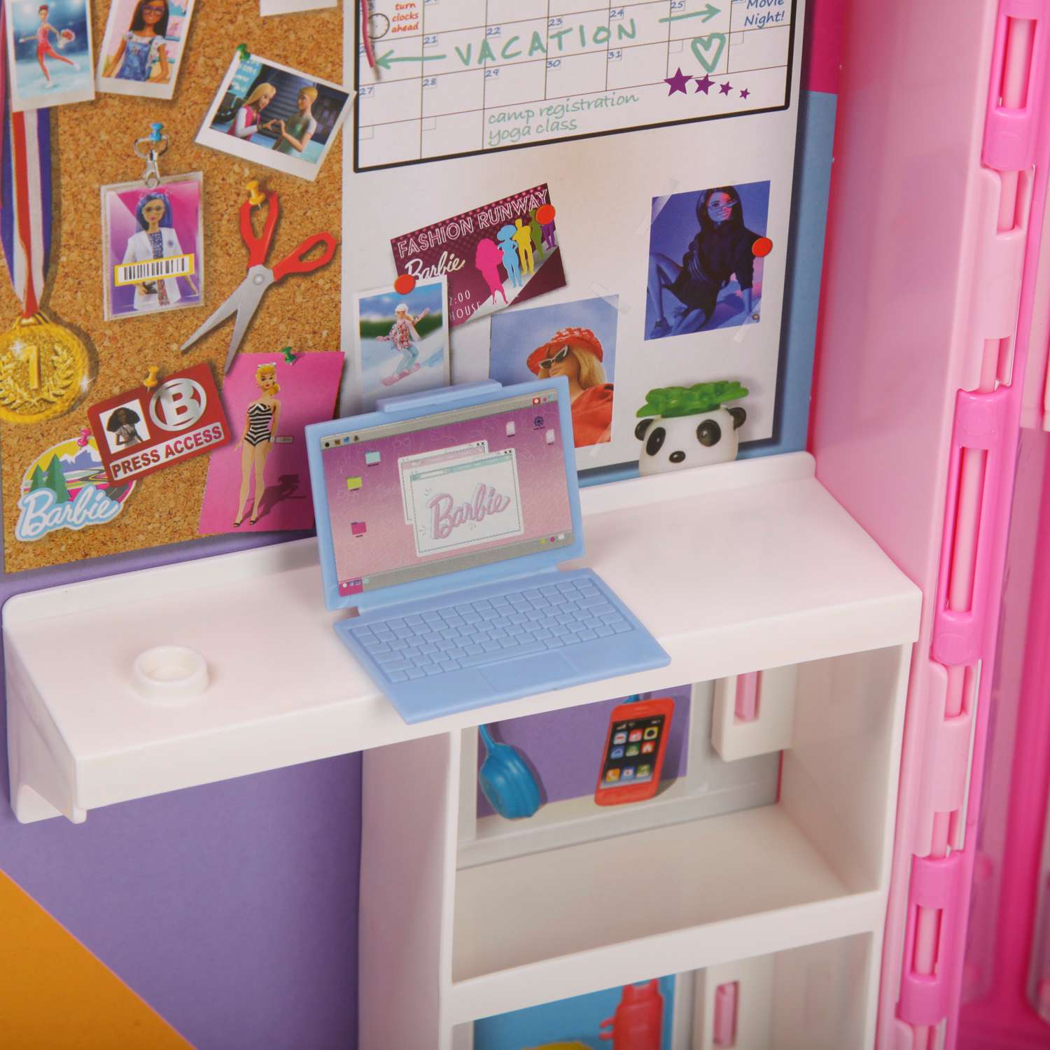 Кукла модельная Barbie HGX57 - фото 6
