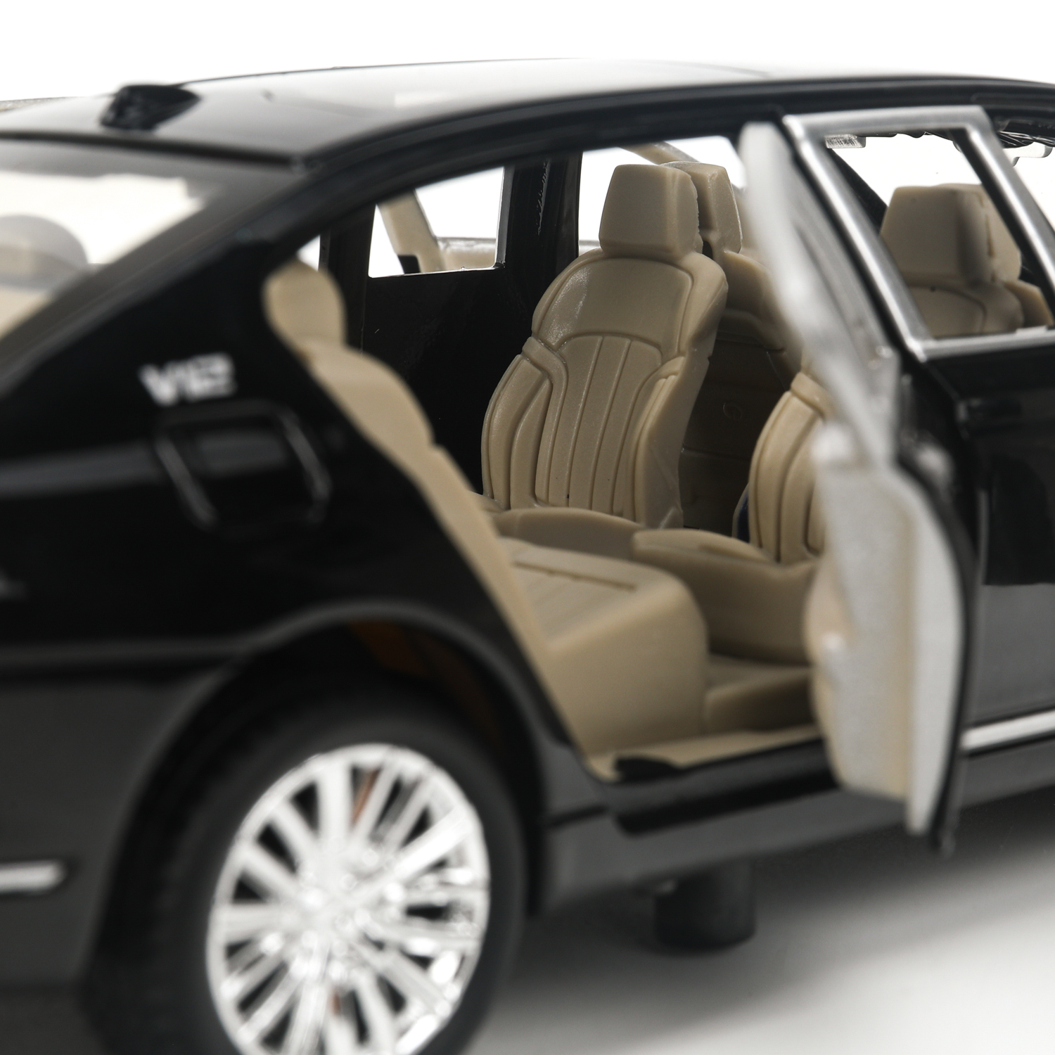 Автомобиль Huada Toys BMW 760 1:24 401699 - фото 8
