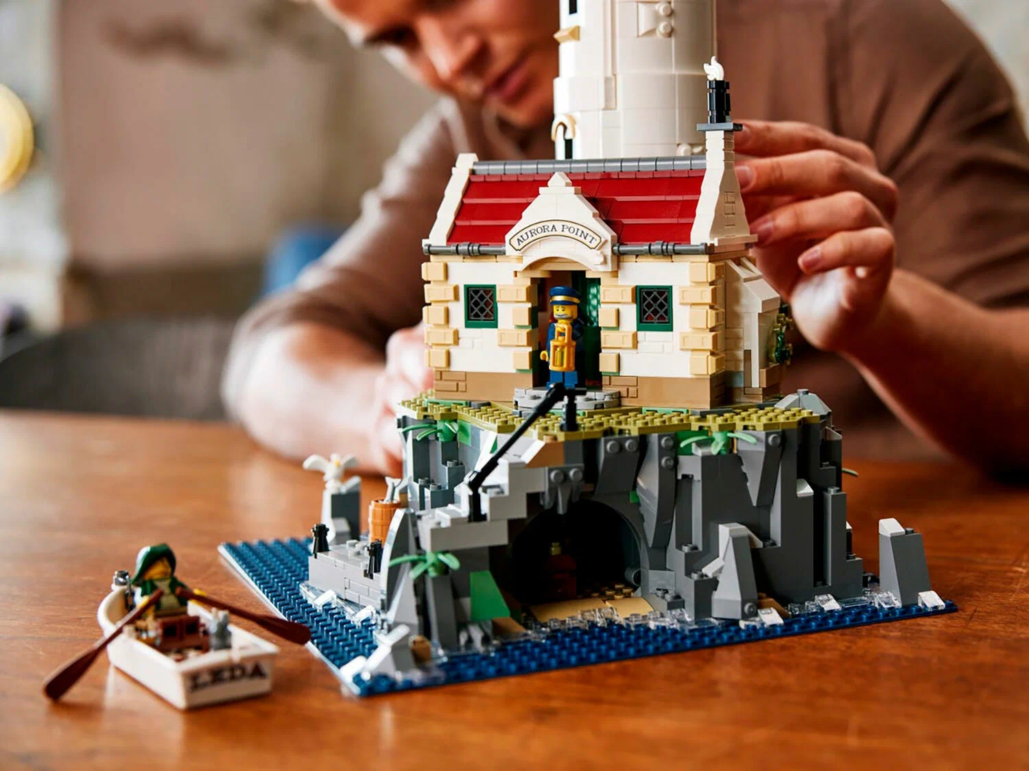 Конструктор LEGO Ideas 21335 2065 дет. - фото 8