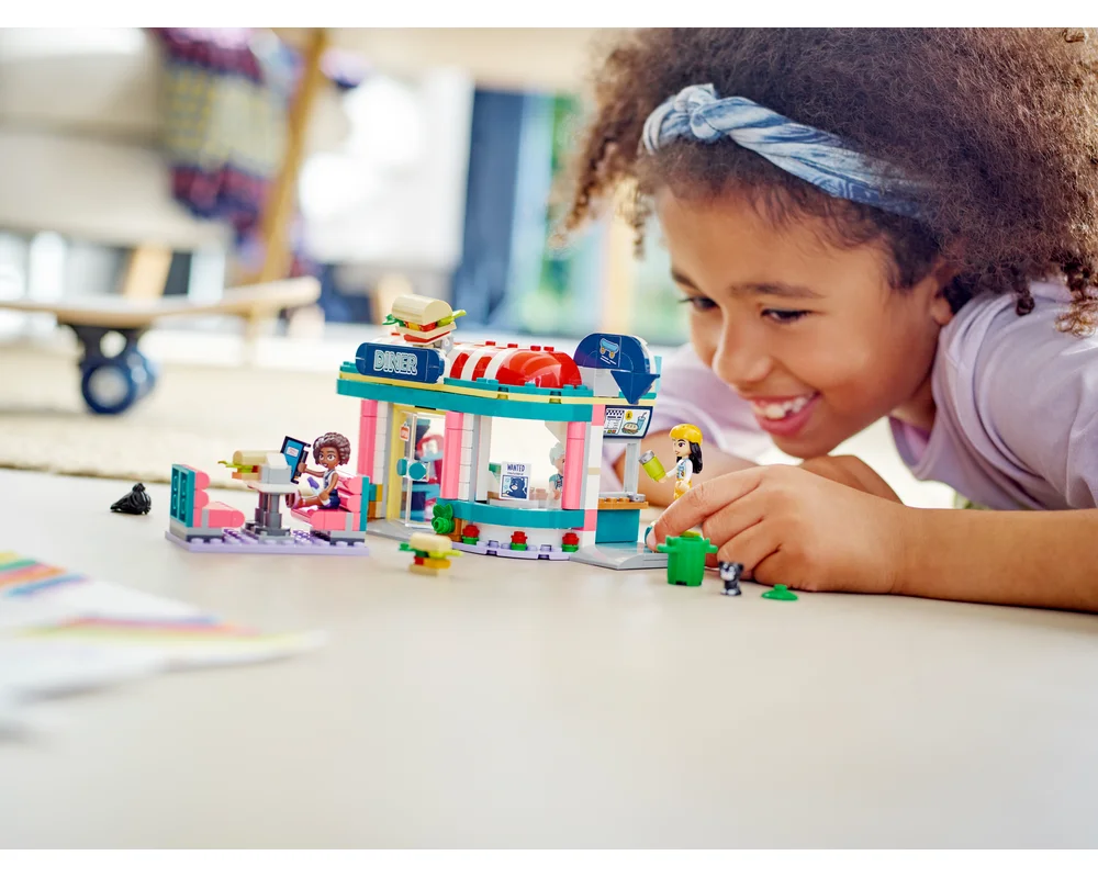 Конструктор LEGO Friends 41728 334 дет. - фото 11