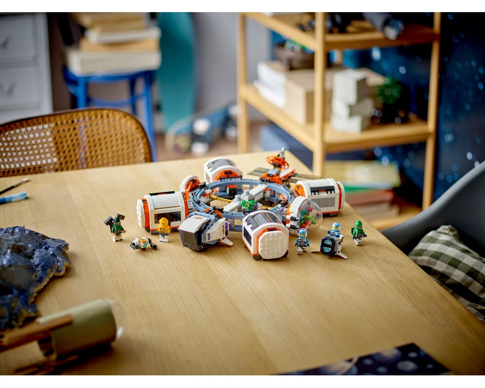 Конструктор LEGO City 60433 1048 дет. - фото 1