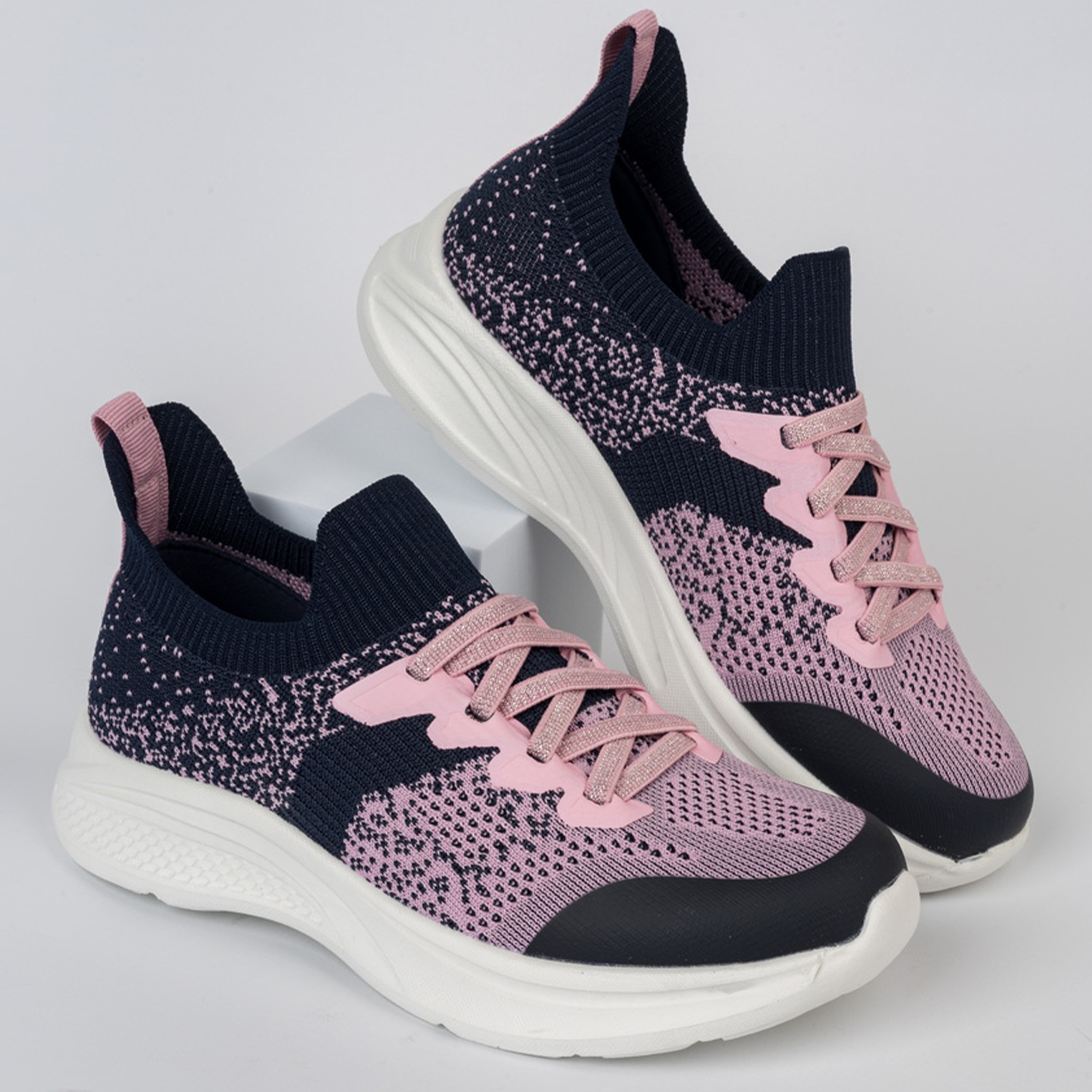 Кроссовки TikkaGo 2V01_24201_navy-pink - фото 1