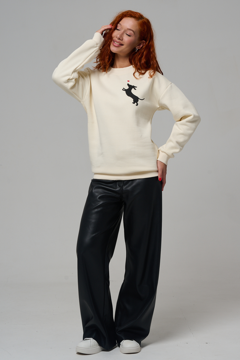 Свитшот Натали Суслова 8576 молочный+собачка с сердцем - фото 6