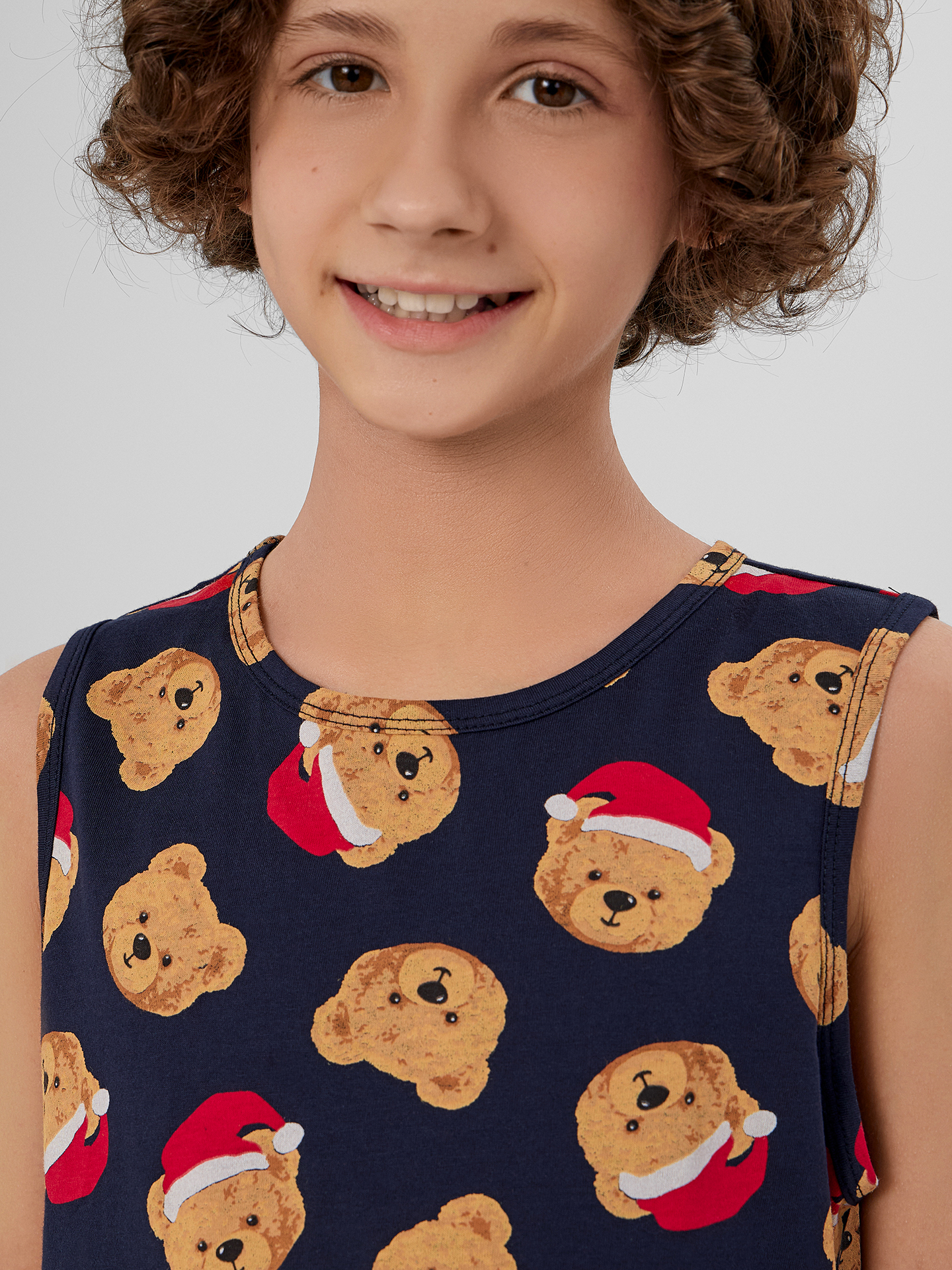 Майка 2 шт Mark Formelle (Марк Формэль) 423344-2/красный +праздничные медвежата на синем - фото 6