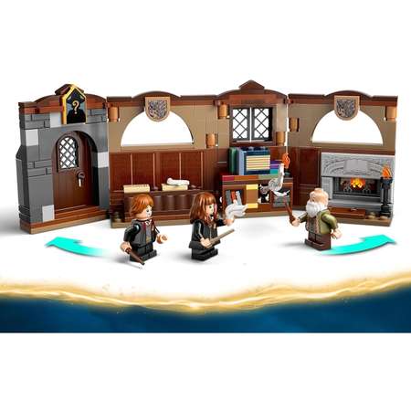 Конструктор LEGO Harry Potter Хогвартс Урок заклинаний блочный