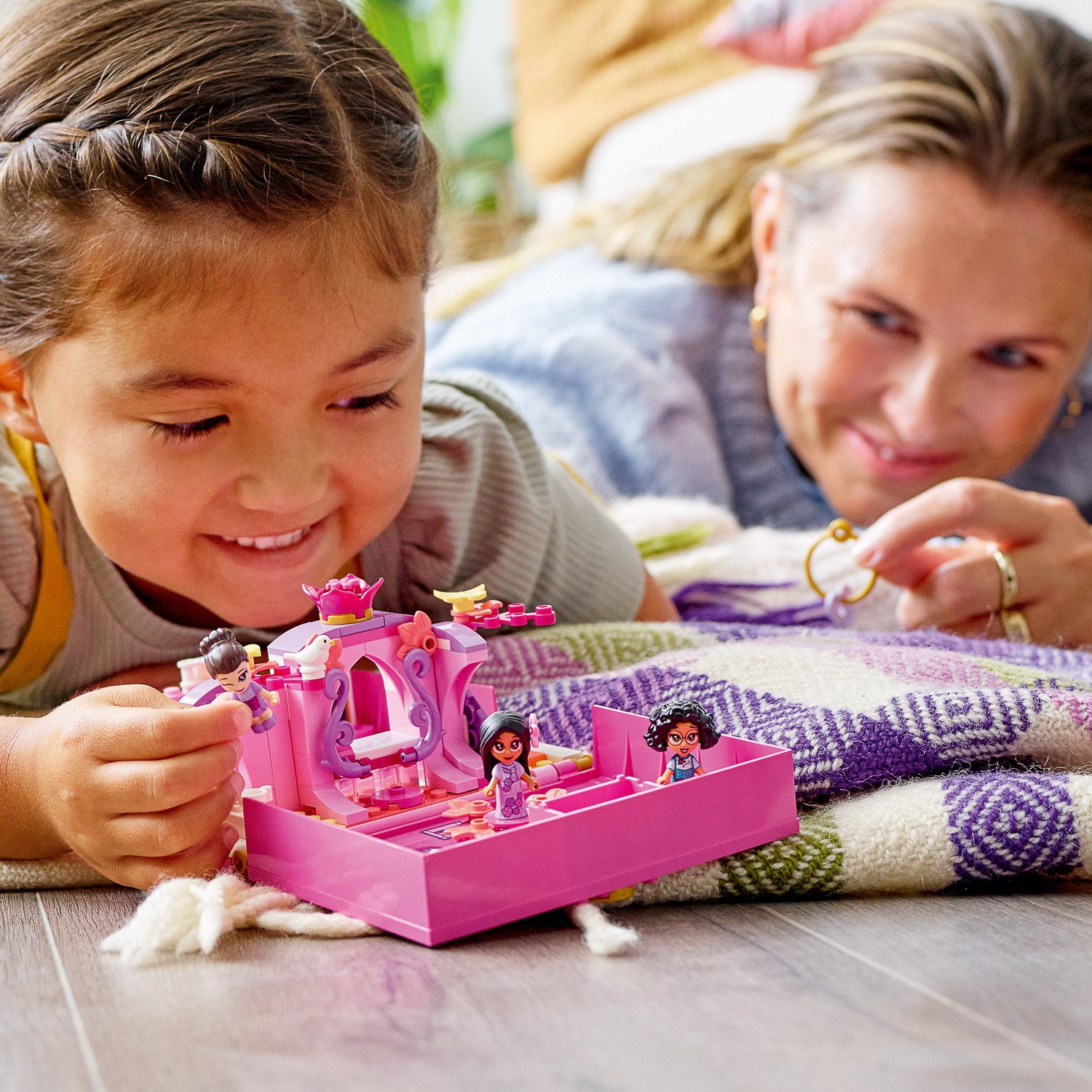 Конструктор LEGO Disney Princess Isabela Magical Door - фото 13