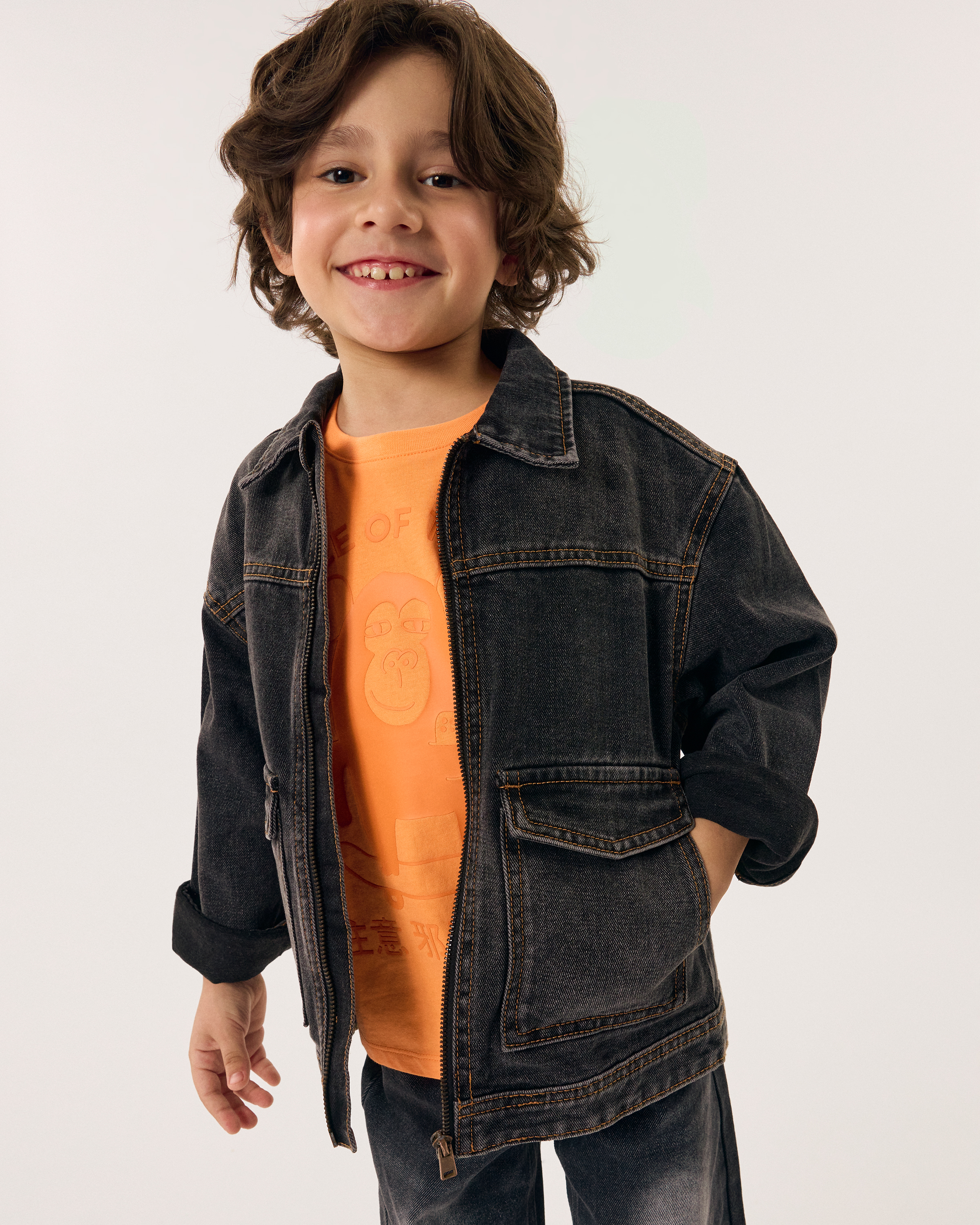 Джинсовая куртка Futurino Fashion S26FF-1BD27kb-99 - фото 1