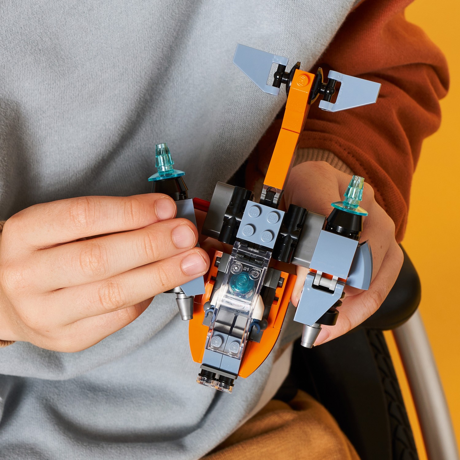 Конструктор LEGO Creator Кибердрон 113 дет. - фото 9