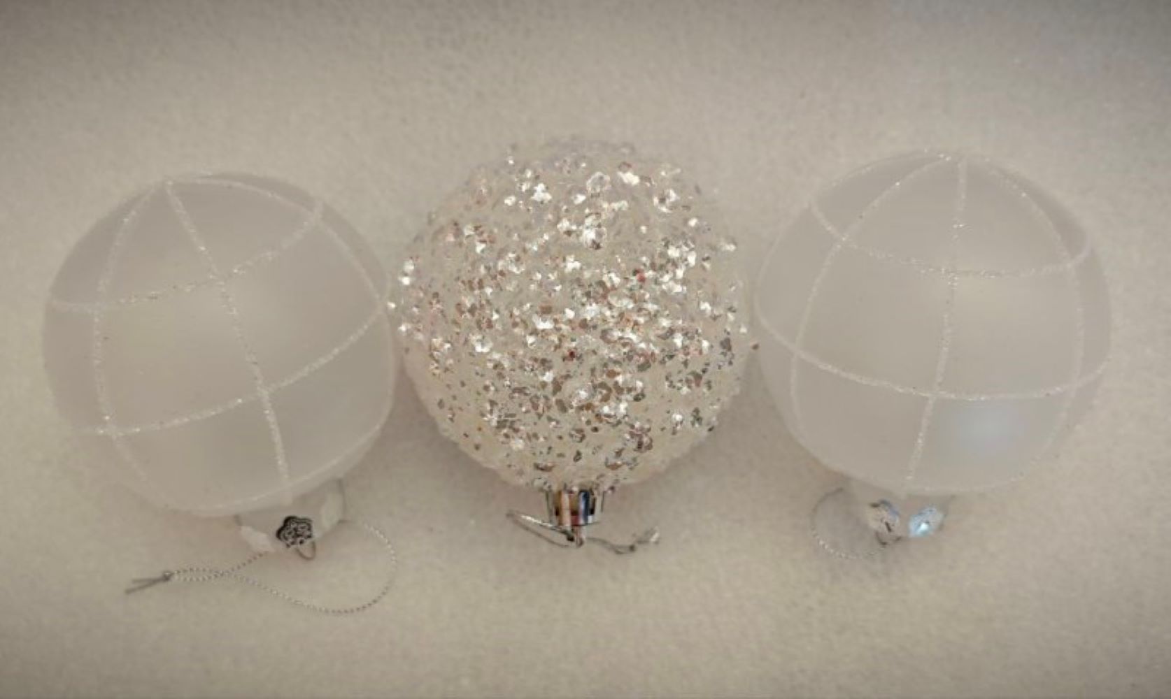 Украшение ёлочное Магия праздника Набор шаров 3 шт цвет белый - фото 2