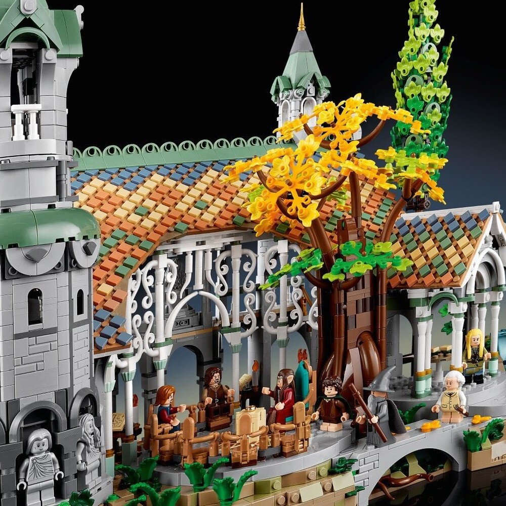 Конструктор LEGO Icons 4014 дет. - фото 1