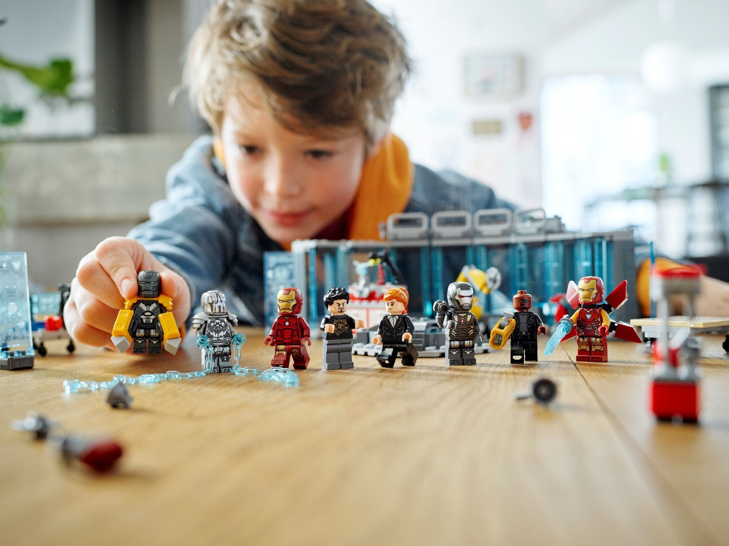 Конструктор LEGO Marvel Super Heroes 76216 297 дет. - фото 7