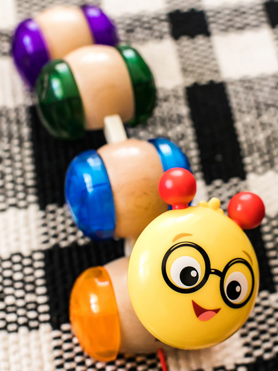 Изображение товара Игрушка Hape каталка Волшебная гусеница