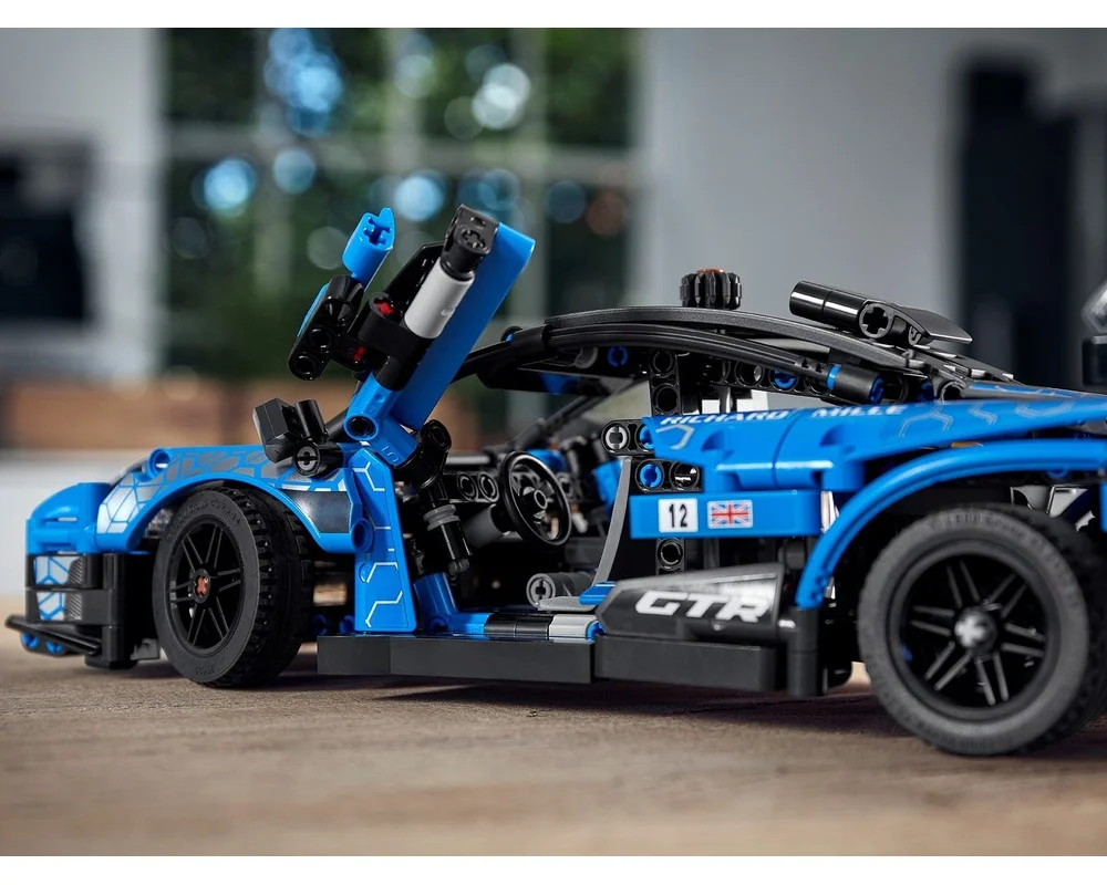 Конструктор LEGO Technic 42123 830 дет. - фото 15