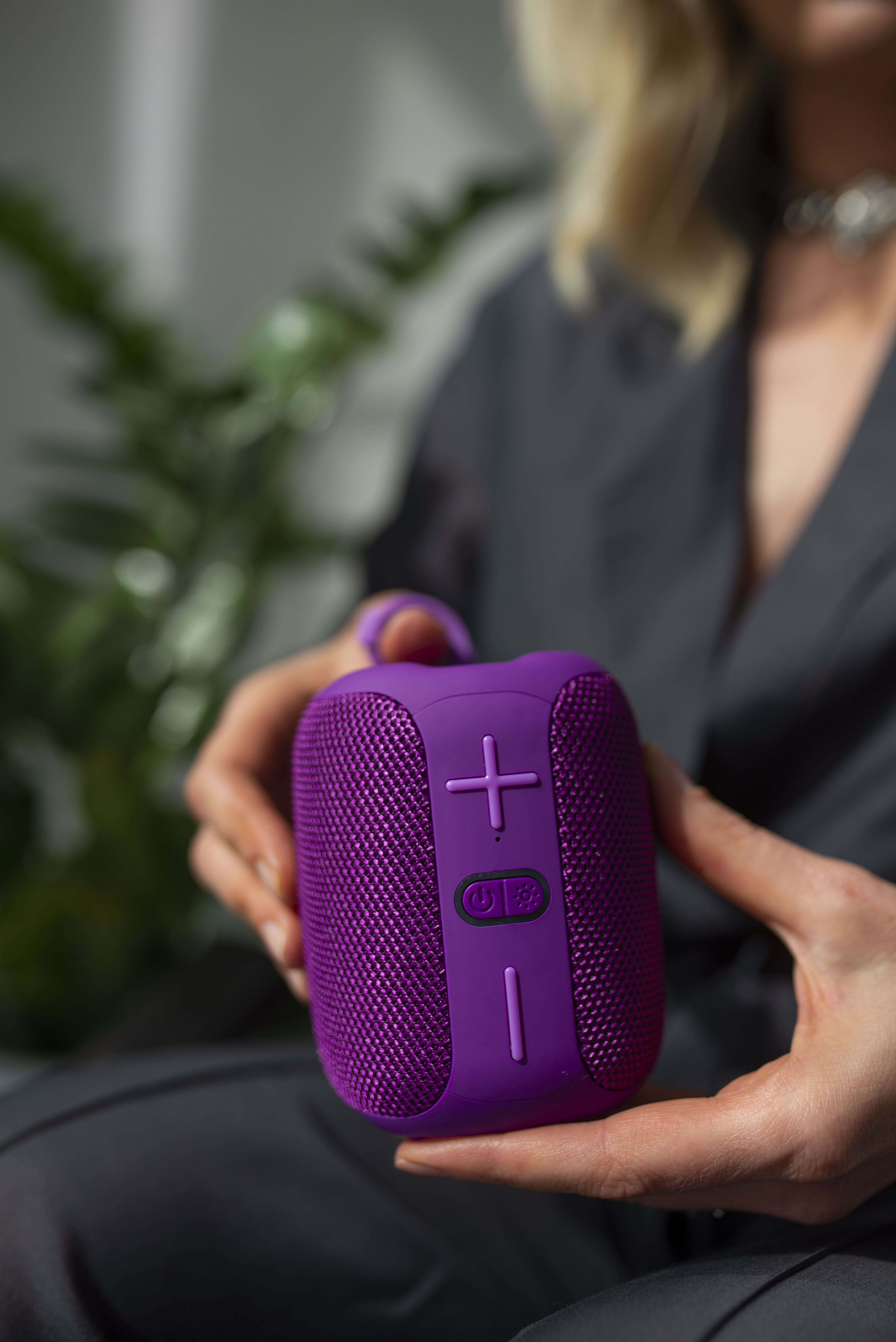 Bluetooth колонка More Choice BS33 Purple - фото 11
