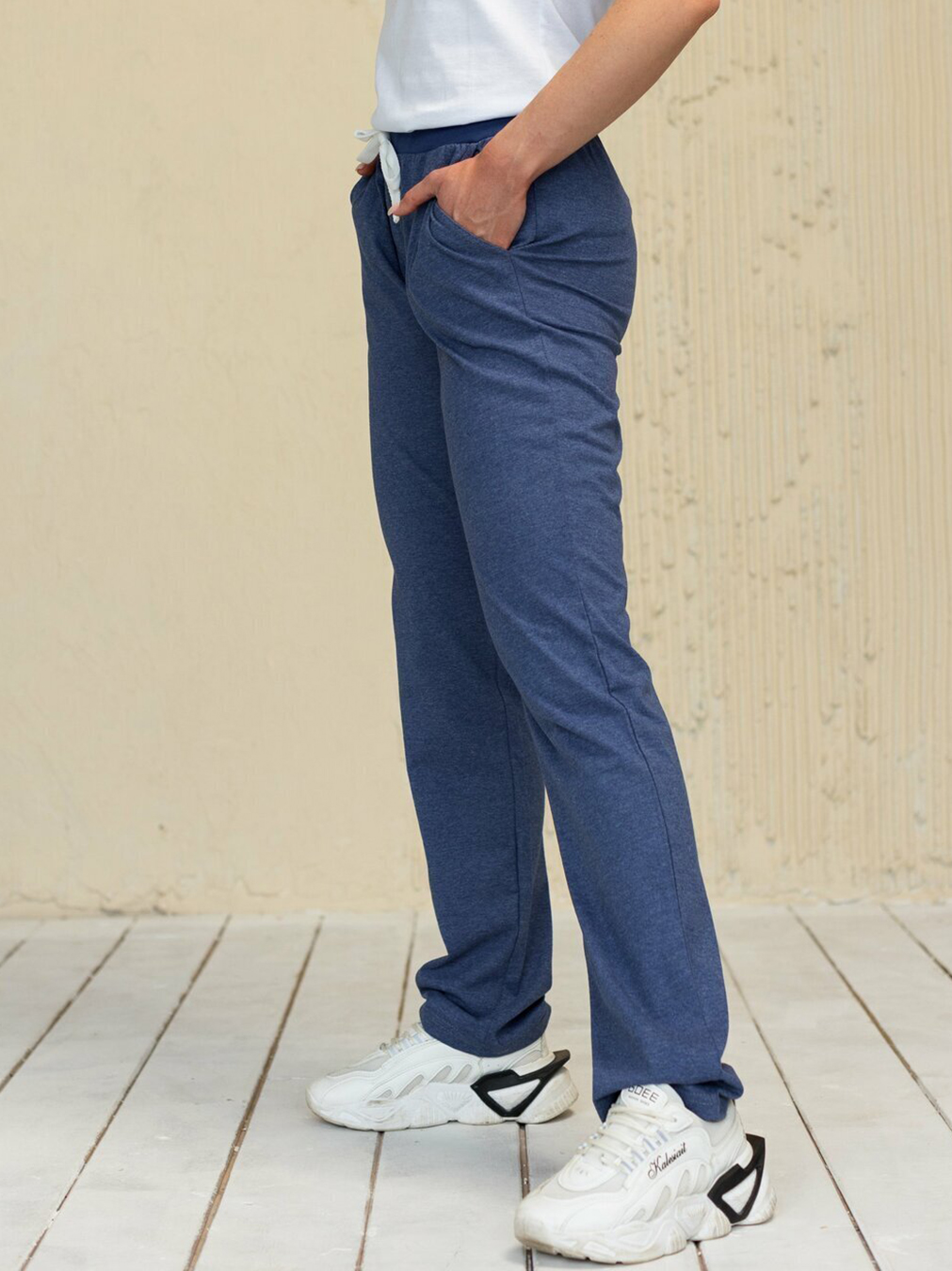 Изображение товара Стильные трикотажные брюки VGtrikotazh с завышенной талией