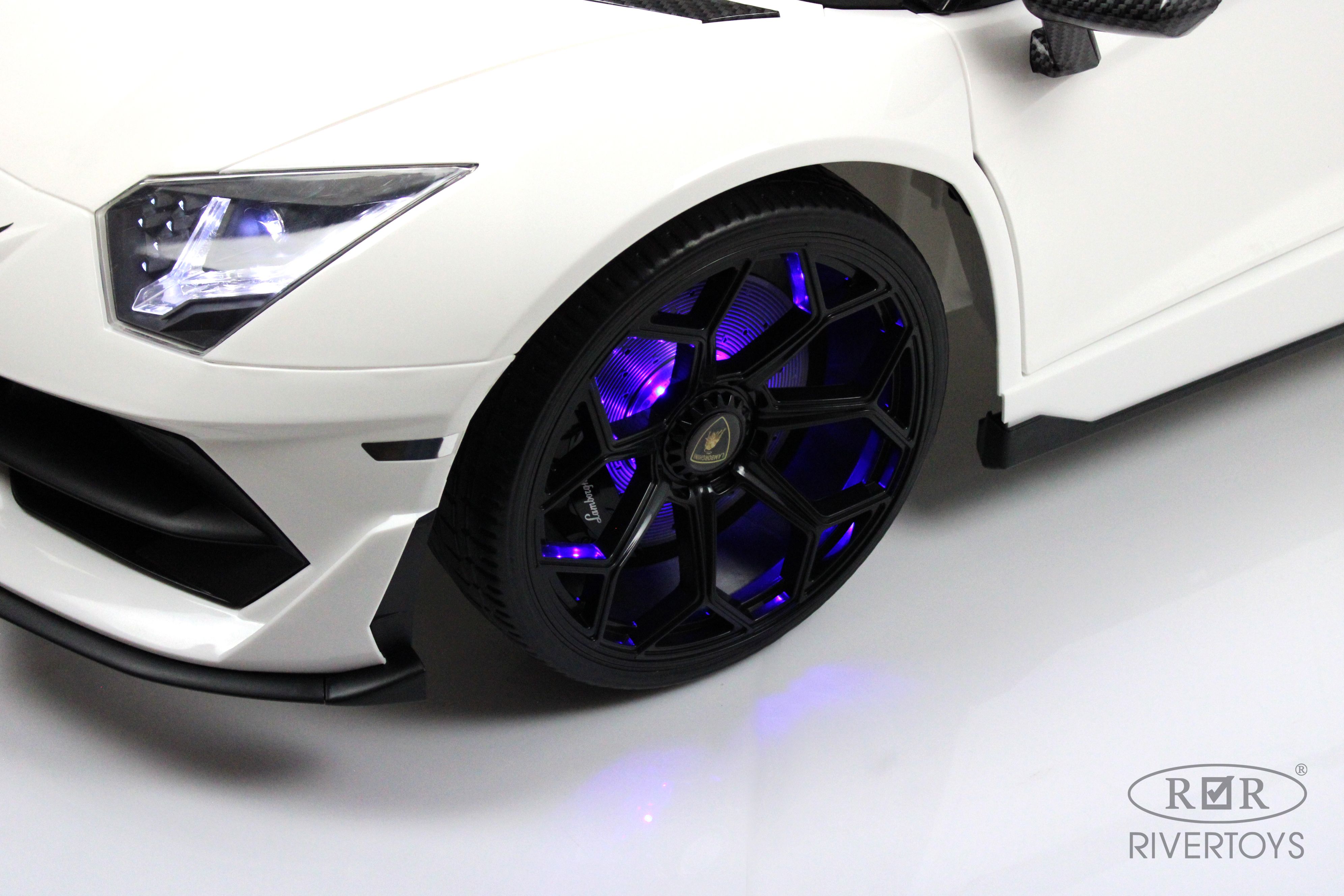 Электромобиль RIVERTOYS A111MP-WHITE С пультом ДУ - фото 22