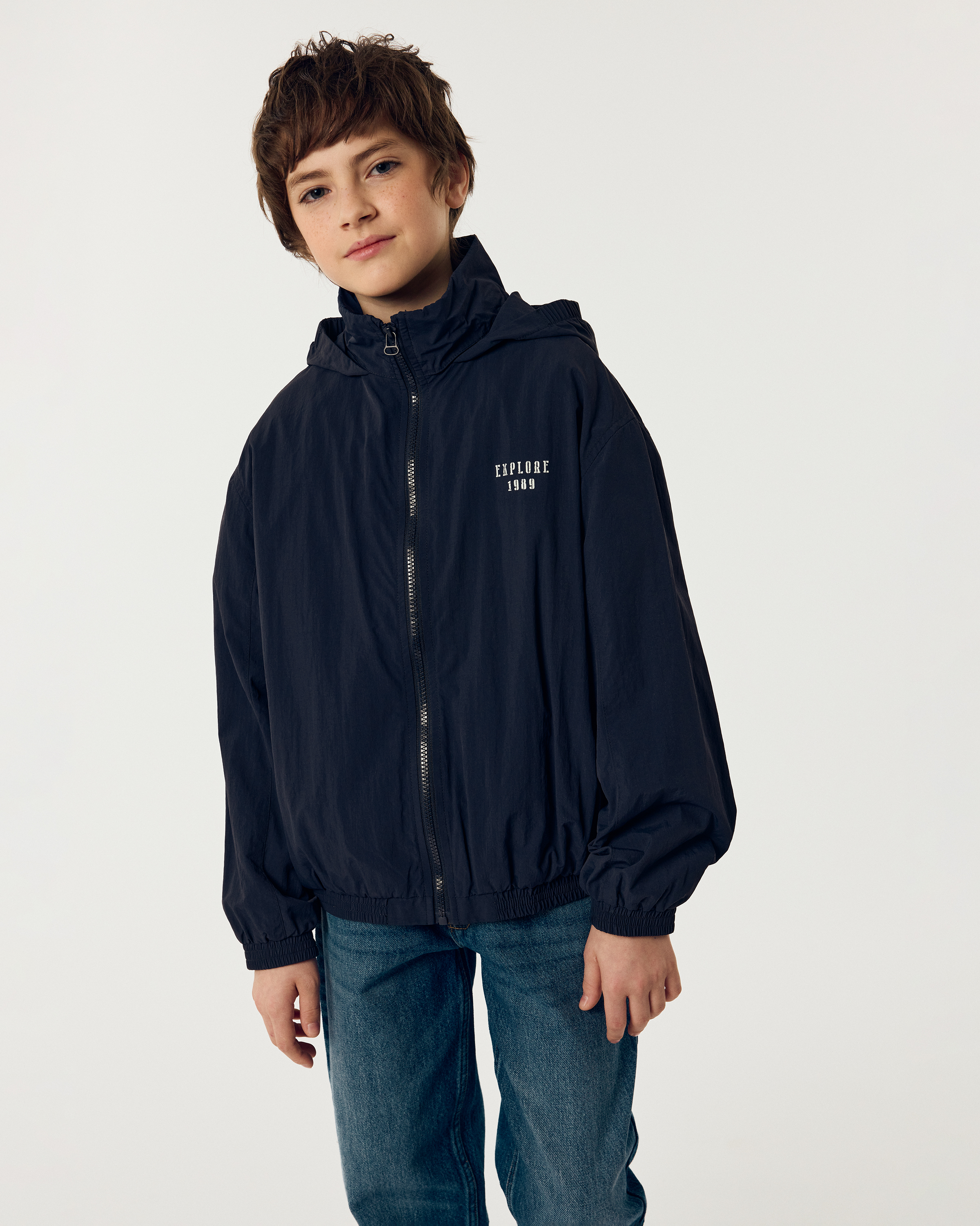 Изображение товара Детская ветровка Futurino для мальчика тёмно-синяя водоотталкивающая