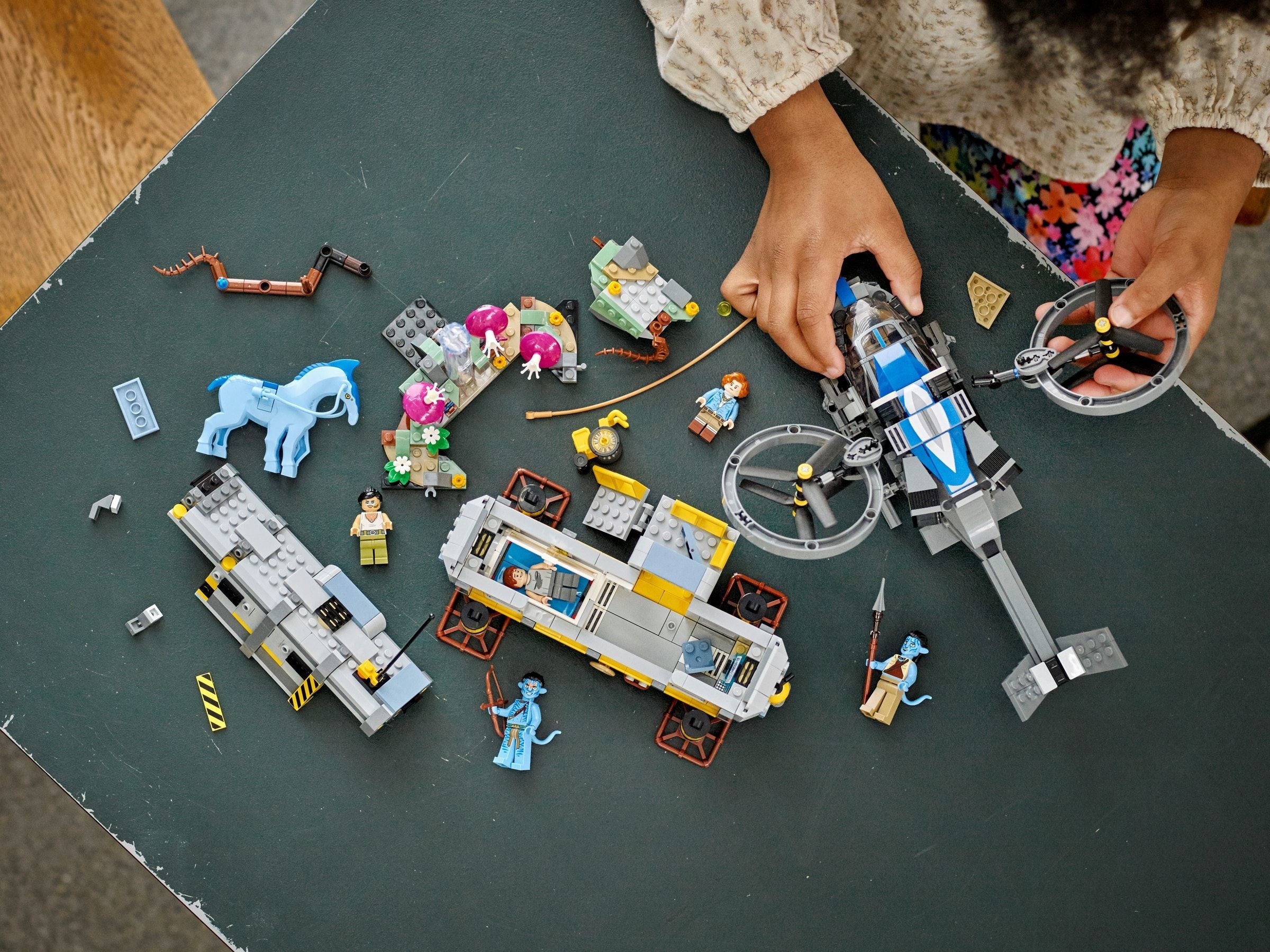 Конструктор LEGO Avatar 75573 887 дет. - фото 12