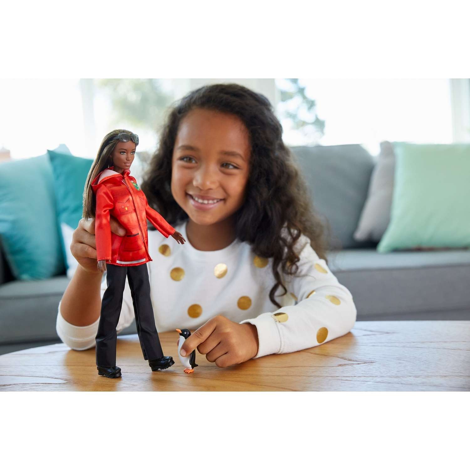 Кукла модельная Barbie GDM44 - фото 11
