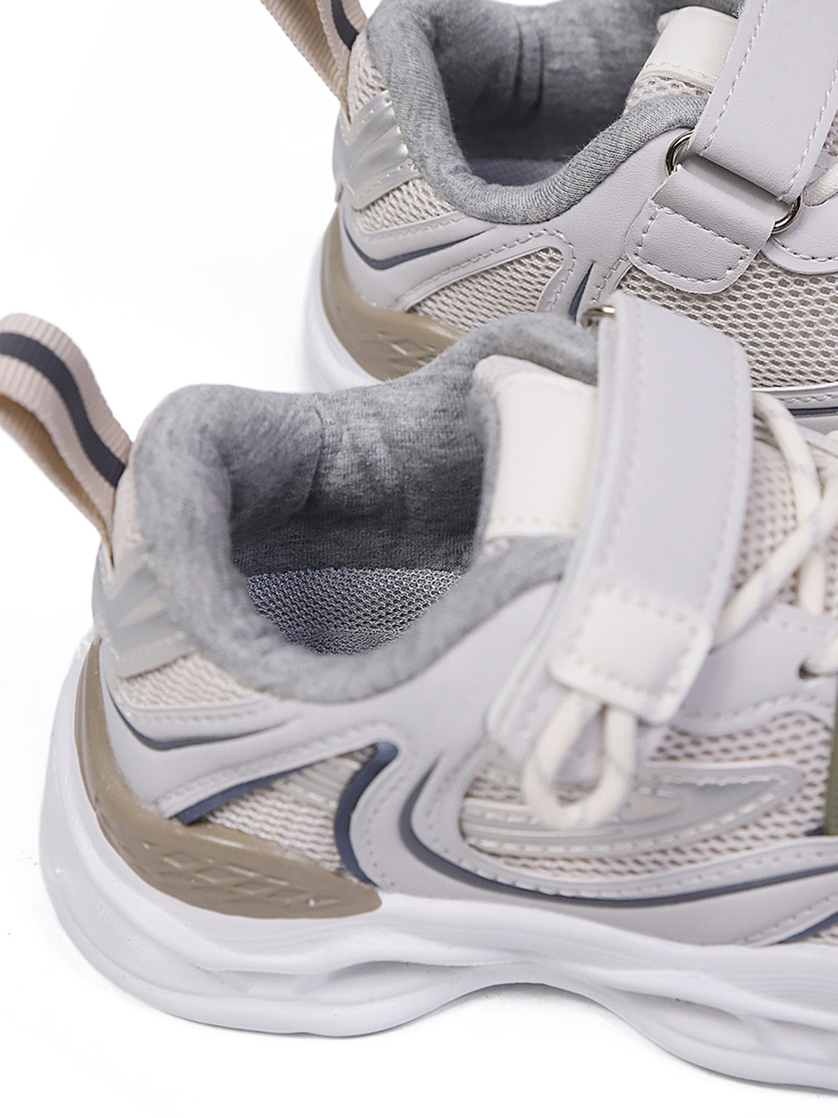 Кроссовки Boys and Girls 26003-2 - фото 3