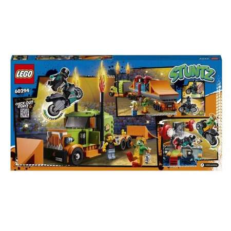 Конструктор LEGO City Грузовик для шоу каскадёров 420 дет.