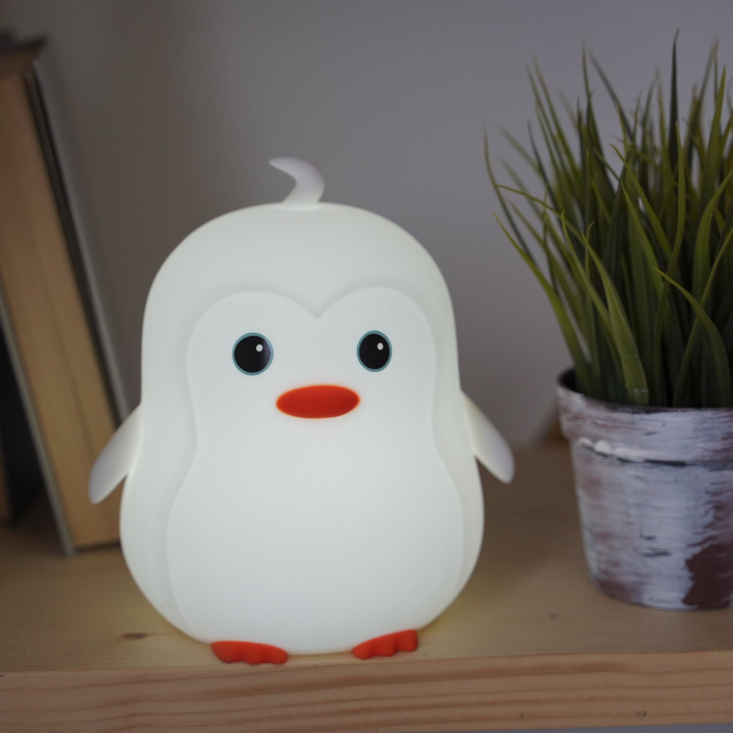 Игрушка ночник LampStory Пингвин - фото 6