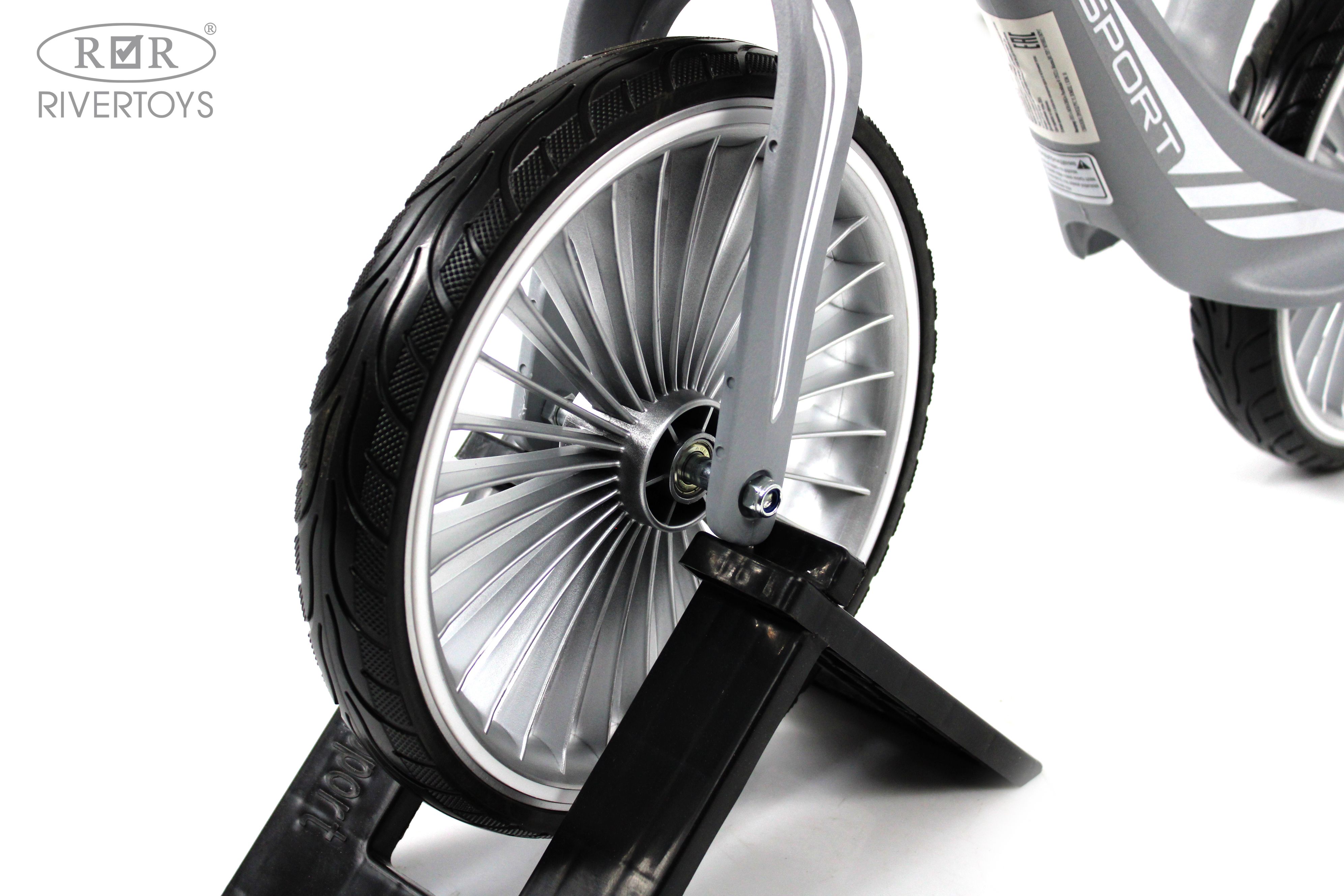 Двухколесный беговел RIVERTOYS 12 дюймов - фото 6