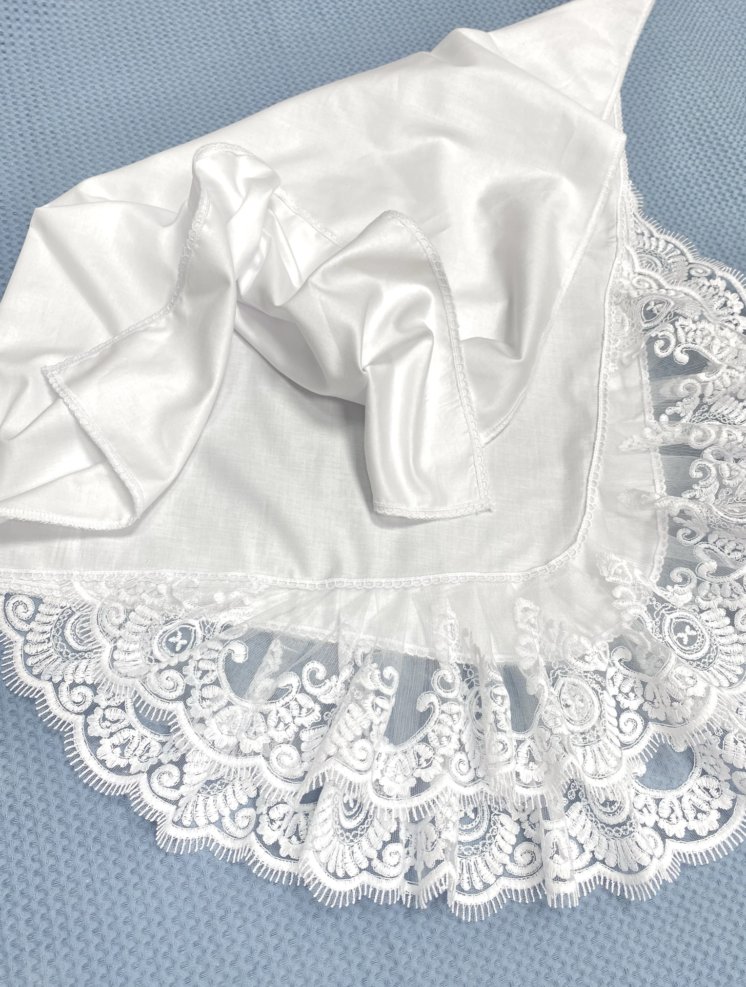 Конверт на выписку Делоникс Пеленка уголок с кружевом белый - фото 12