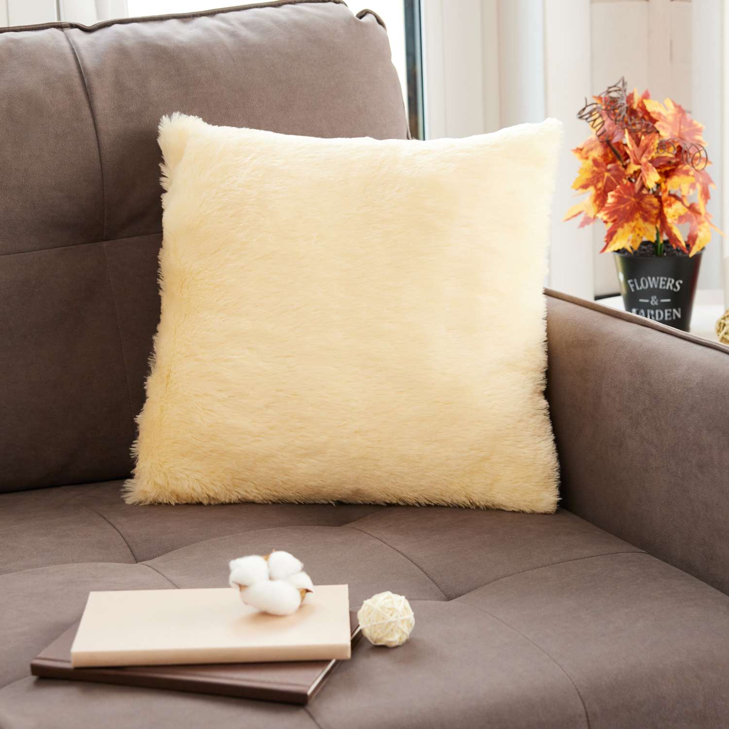 Подушка декоративная ё 40 x 40 см - фото 1