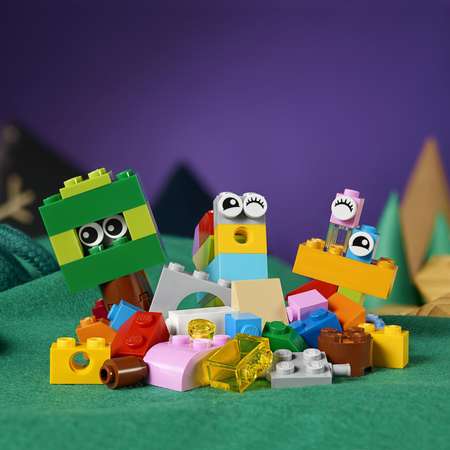 Конструктор LEGO Classic Чемоданчик для творчества блочный