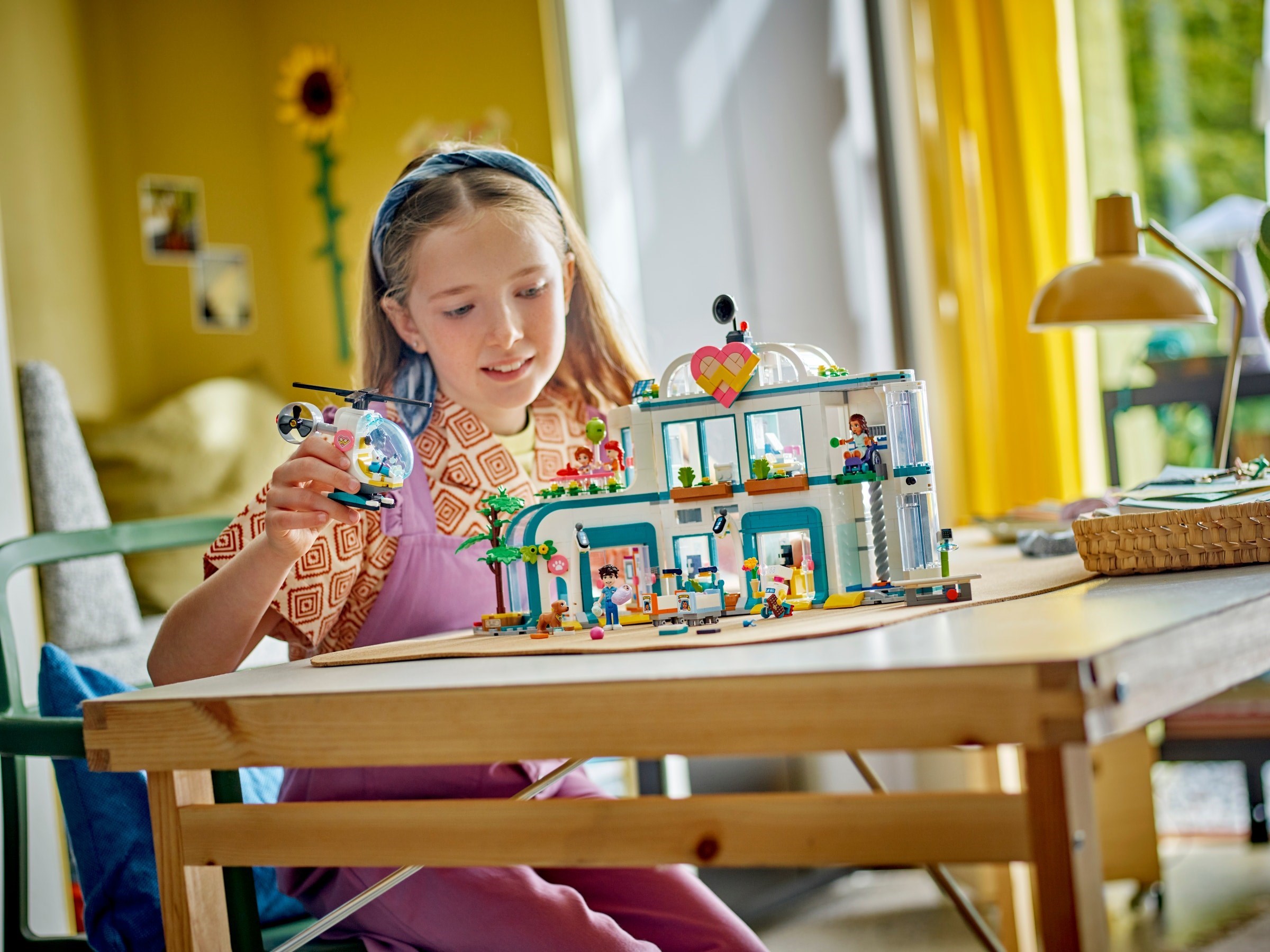 Конструктор LEGO Friends 42621 1045 дет. - фото 3