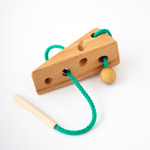 Игрушка Mag Wood шнуровка Дырявый сыр