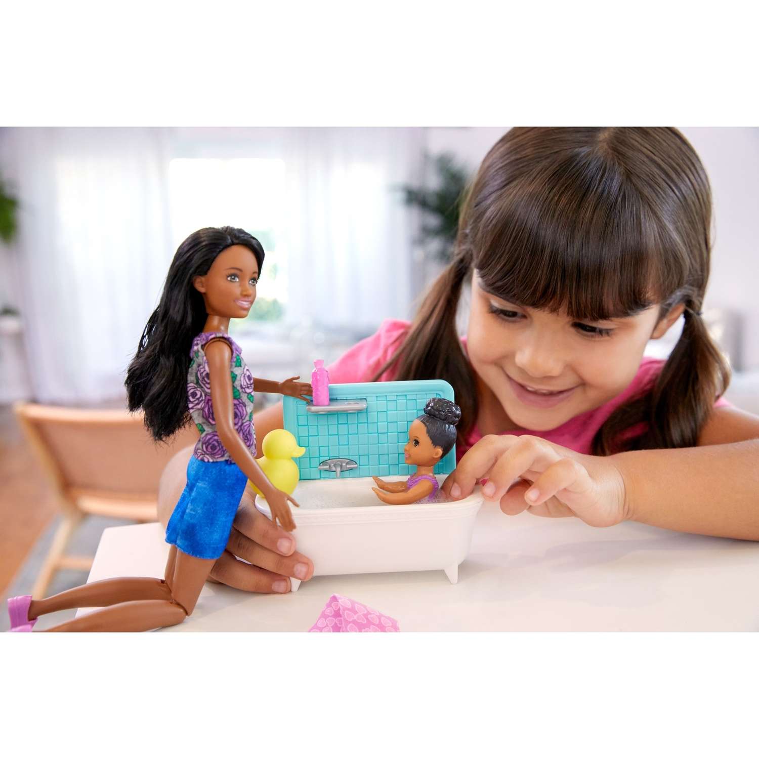 Кукла модельная Barbie FHY97 - фото 9