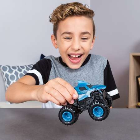 Автомобиль Monster Jam 1:43