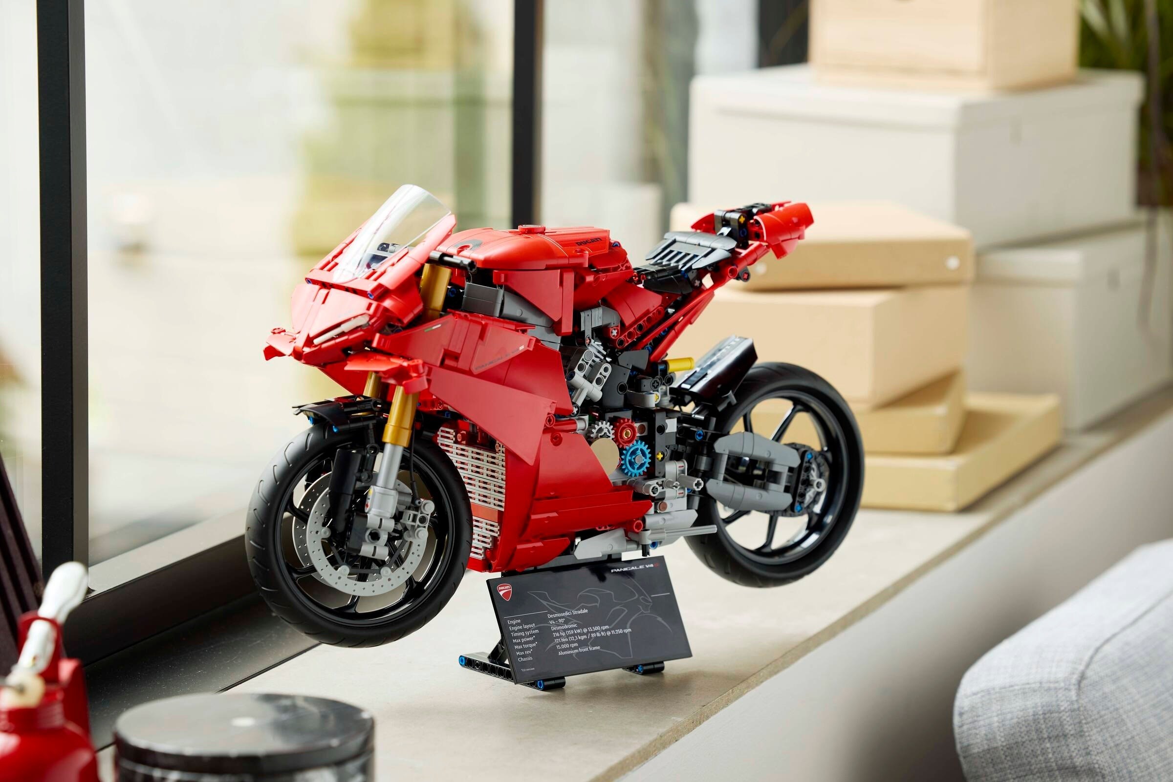 Конструктор LEGO Technic 42202 1603 дет. - фото 6