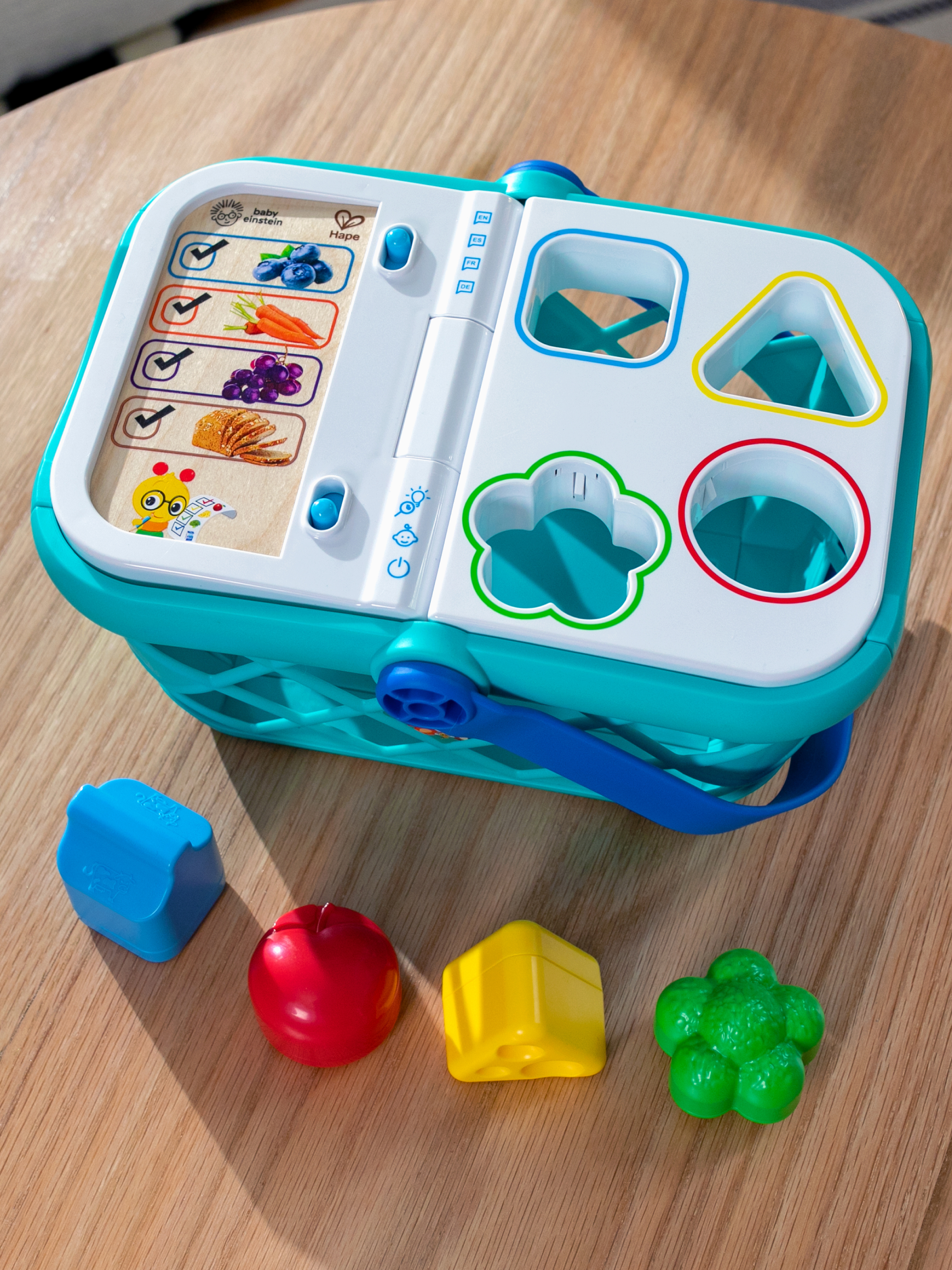 Игровой набор Hape продукты, прилавок, касса, тележки и корзинки - фото 8